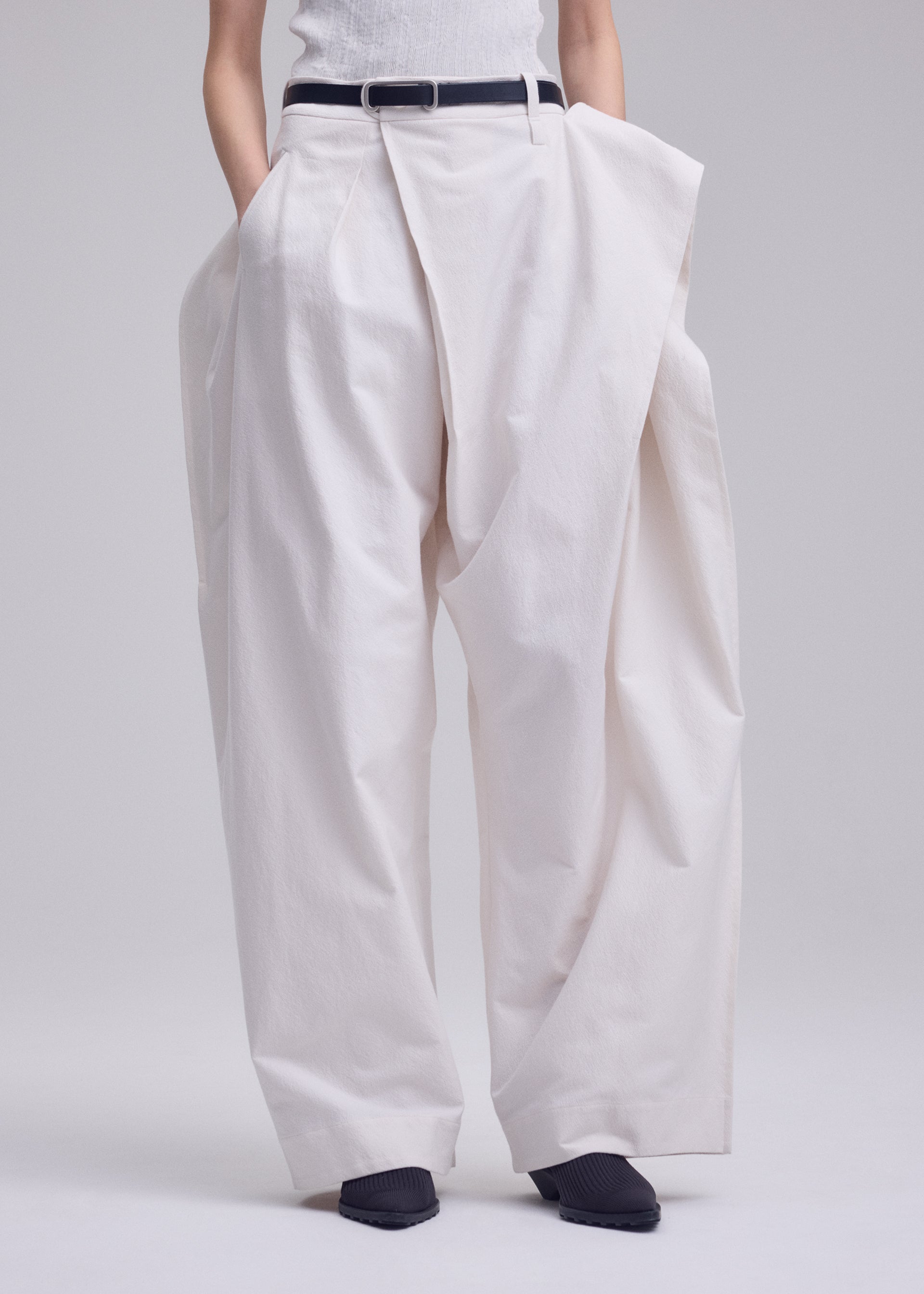 GRAINY PANTS、ウィメンズ_パンツ、着用画像4
