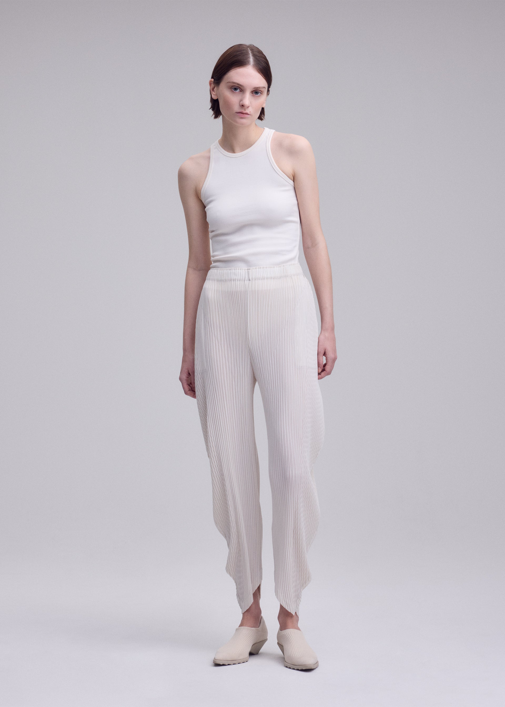 LEAF PLEATS – isseymiyake.com
