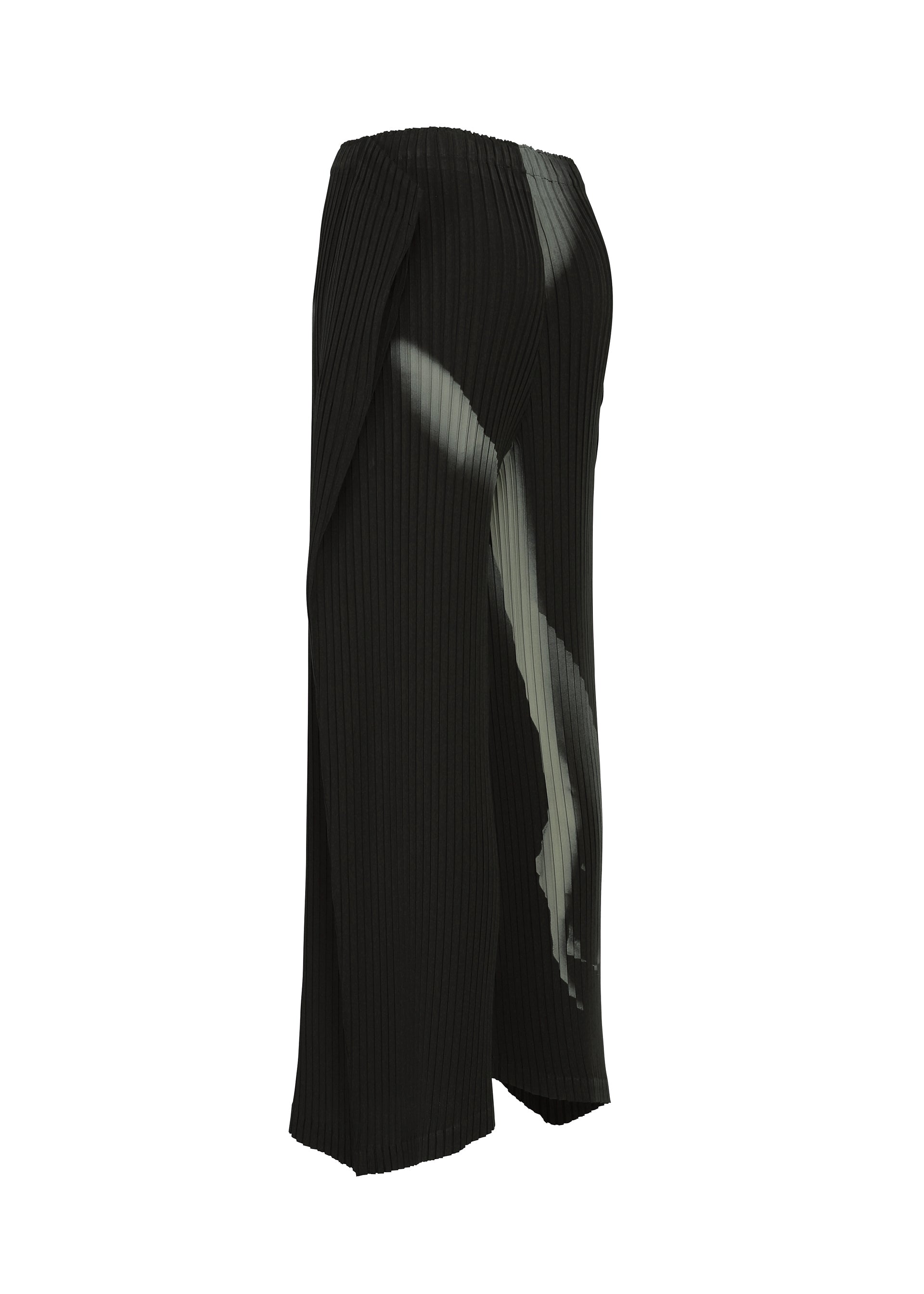 HANDS OF LOVER PLEATS – isseymiyake.com