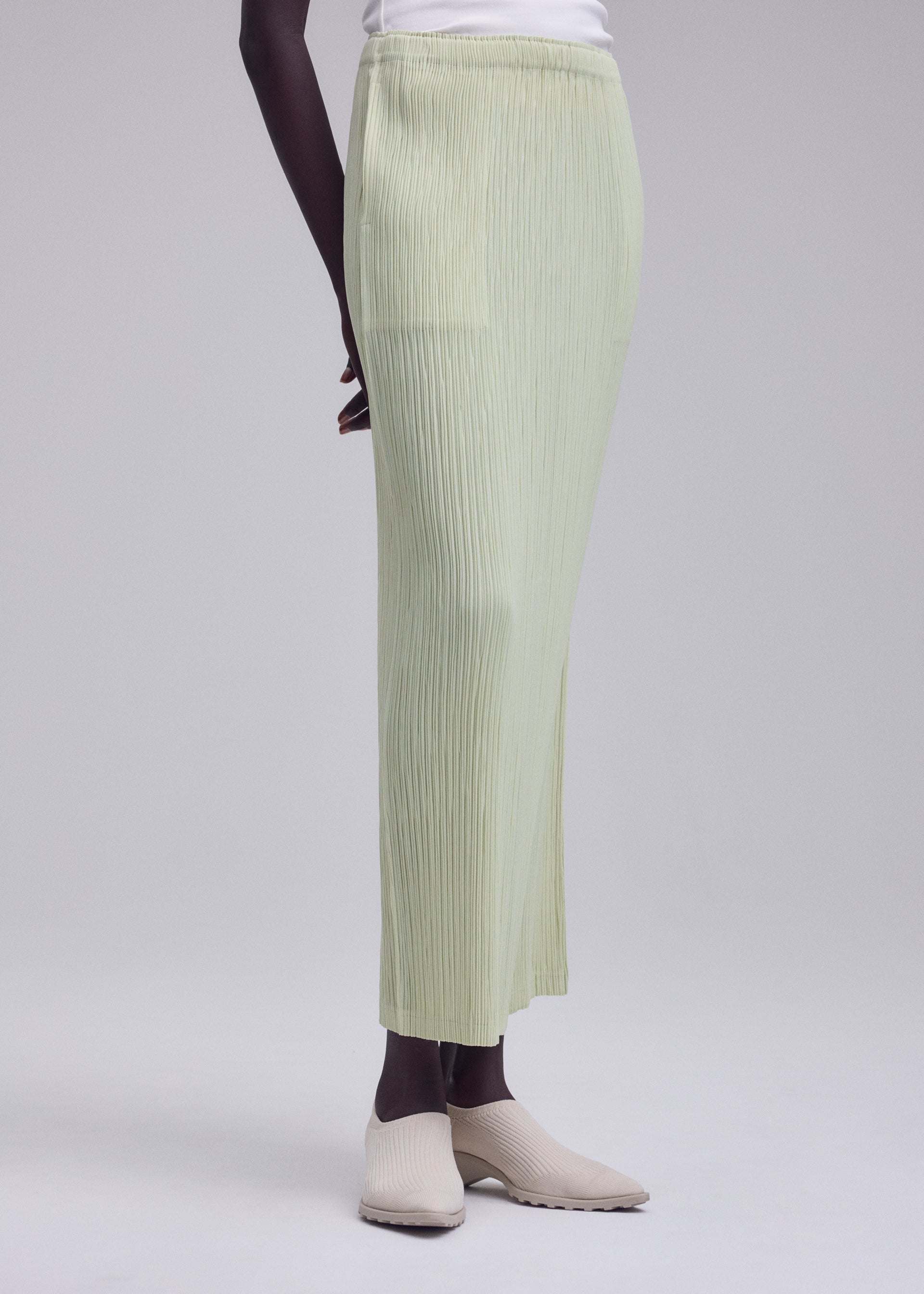 HATCHING BOTTOMS – isseymiyake.com