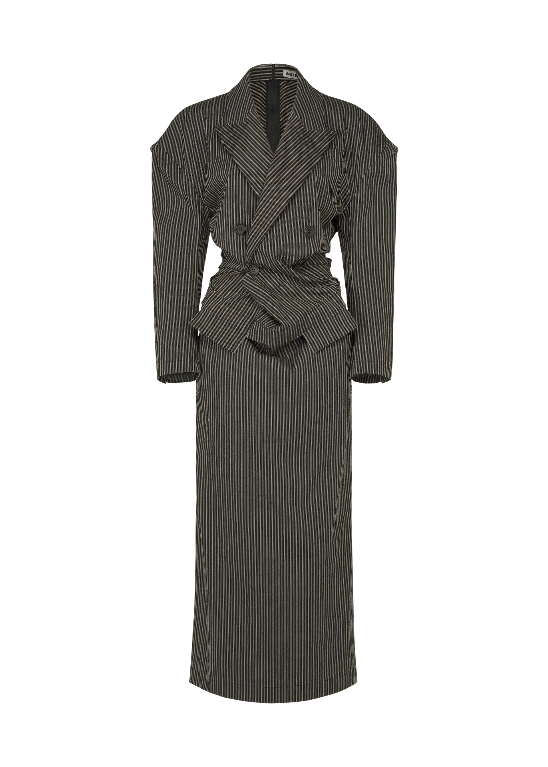 ウィメンズ／ワンピース – isseymiyake.com