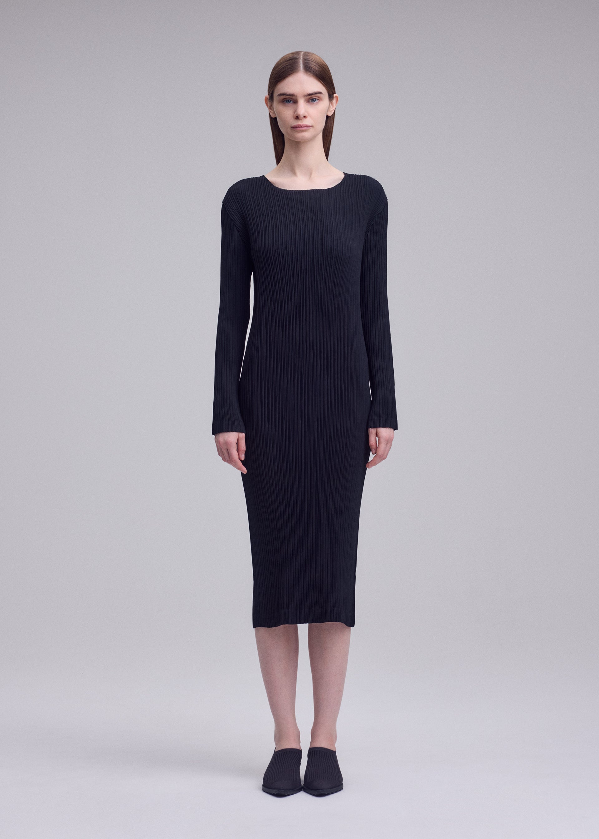 HATCHING PLEATS – isseymiyake.com
