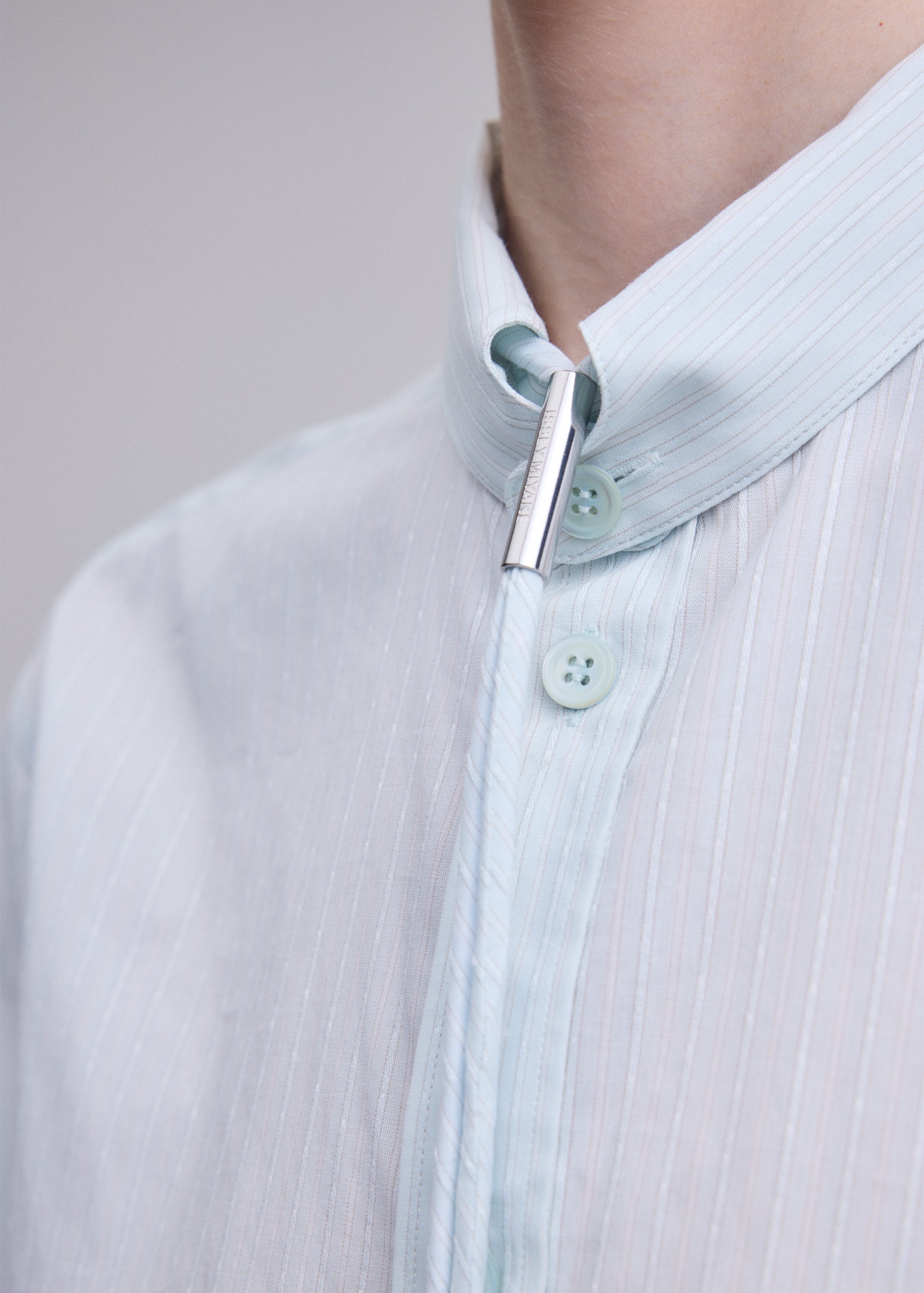 MONSIEUR SHIRT(DOBBY STRIPE)、ウィメンズ_トップス_シャツ、着用画像6
