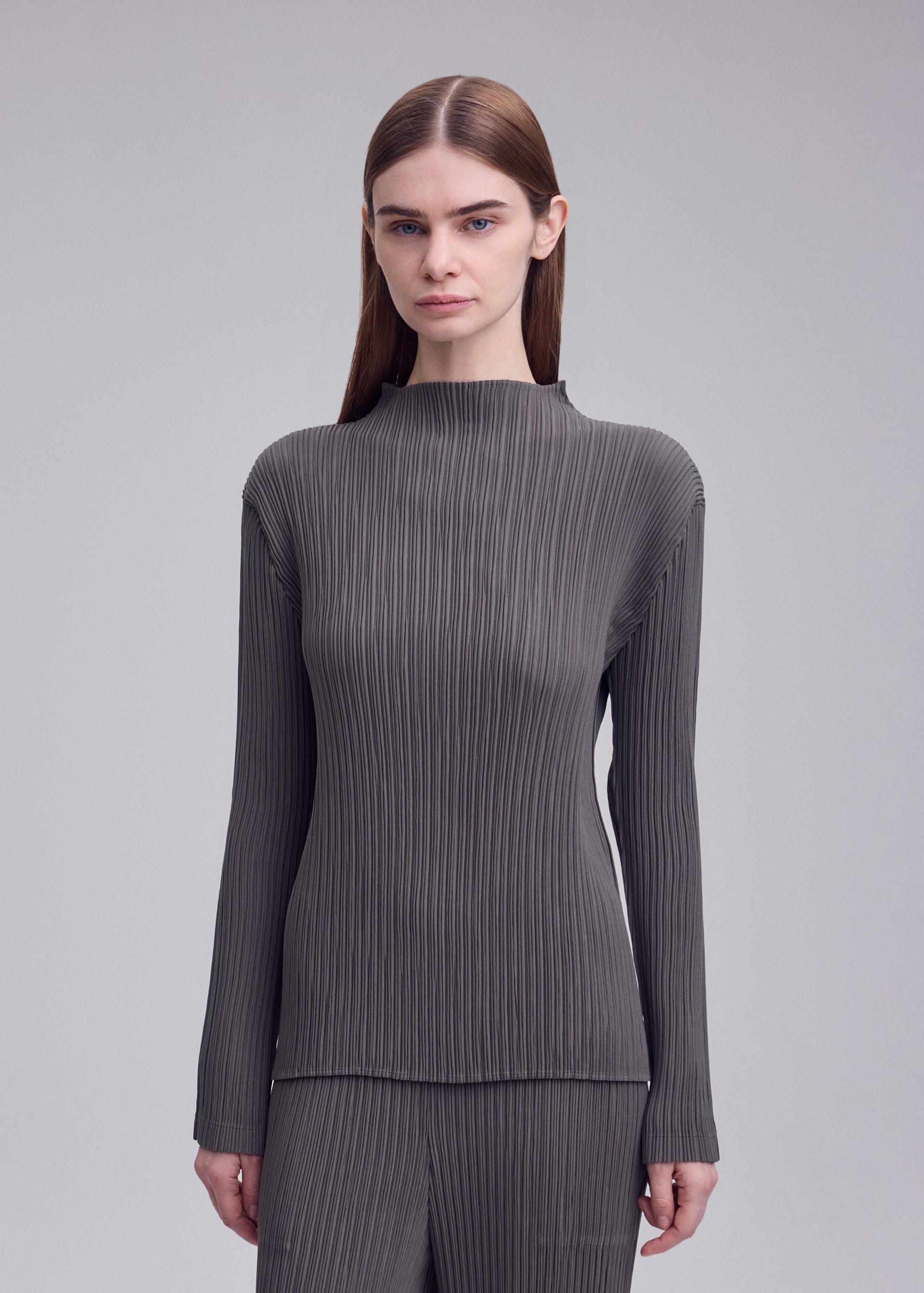 HATCHING PLEATS – isseymiyake.com