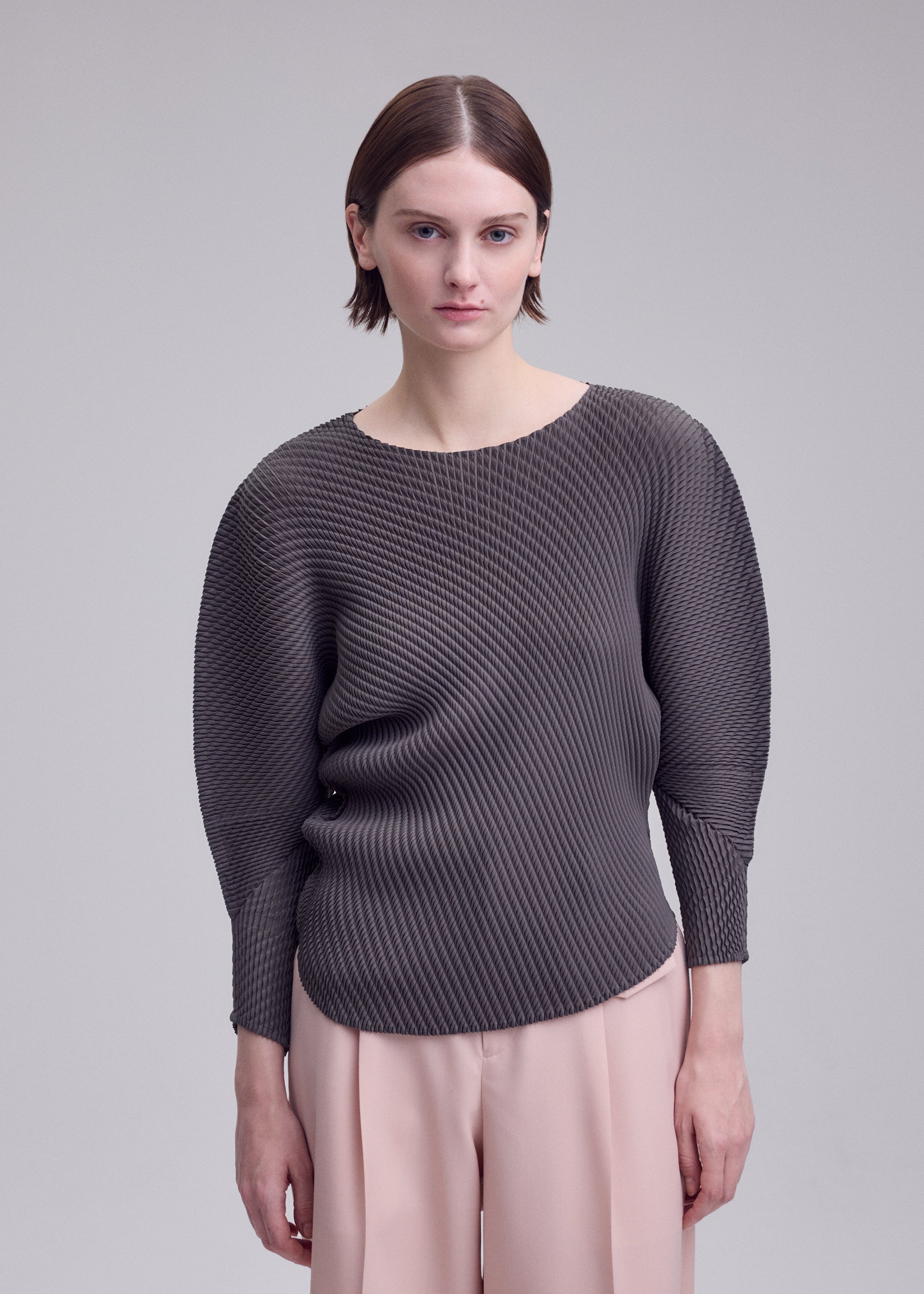 MISTY PLEATS、ウィメンズ_トップス_トップ、着用画像3