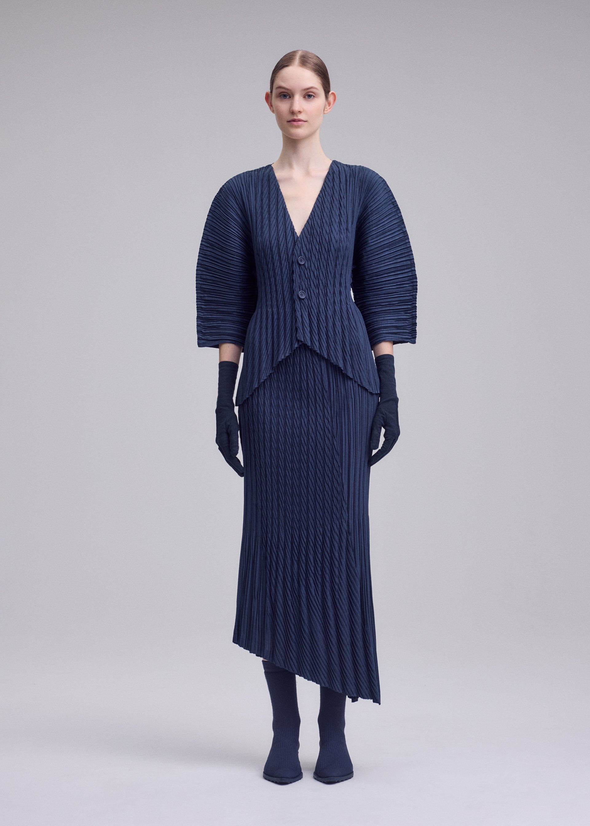 ウィメンズ／トップス／カーディガン – isseymiyake.com