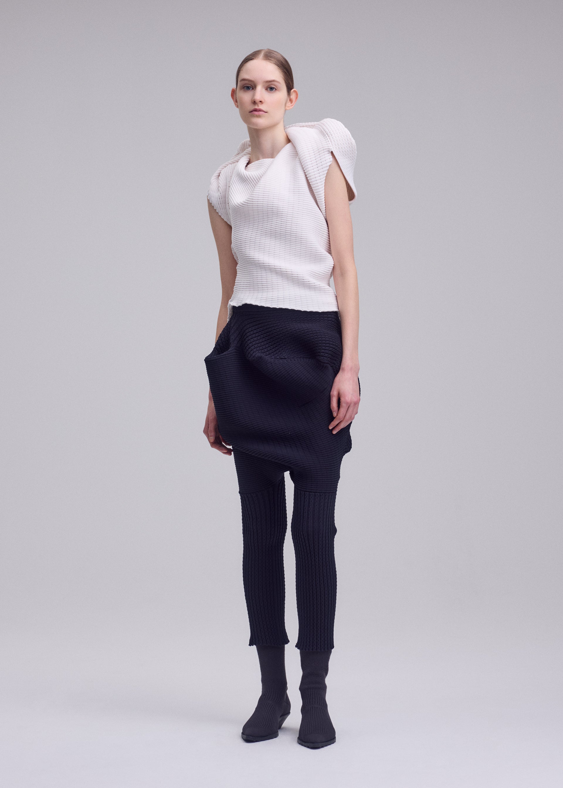 FOUND STONE – isseymiyake.com