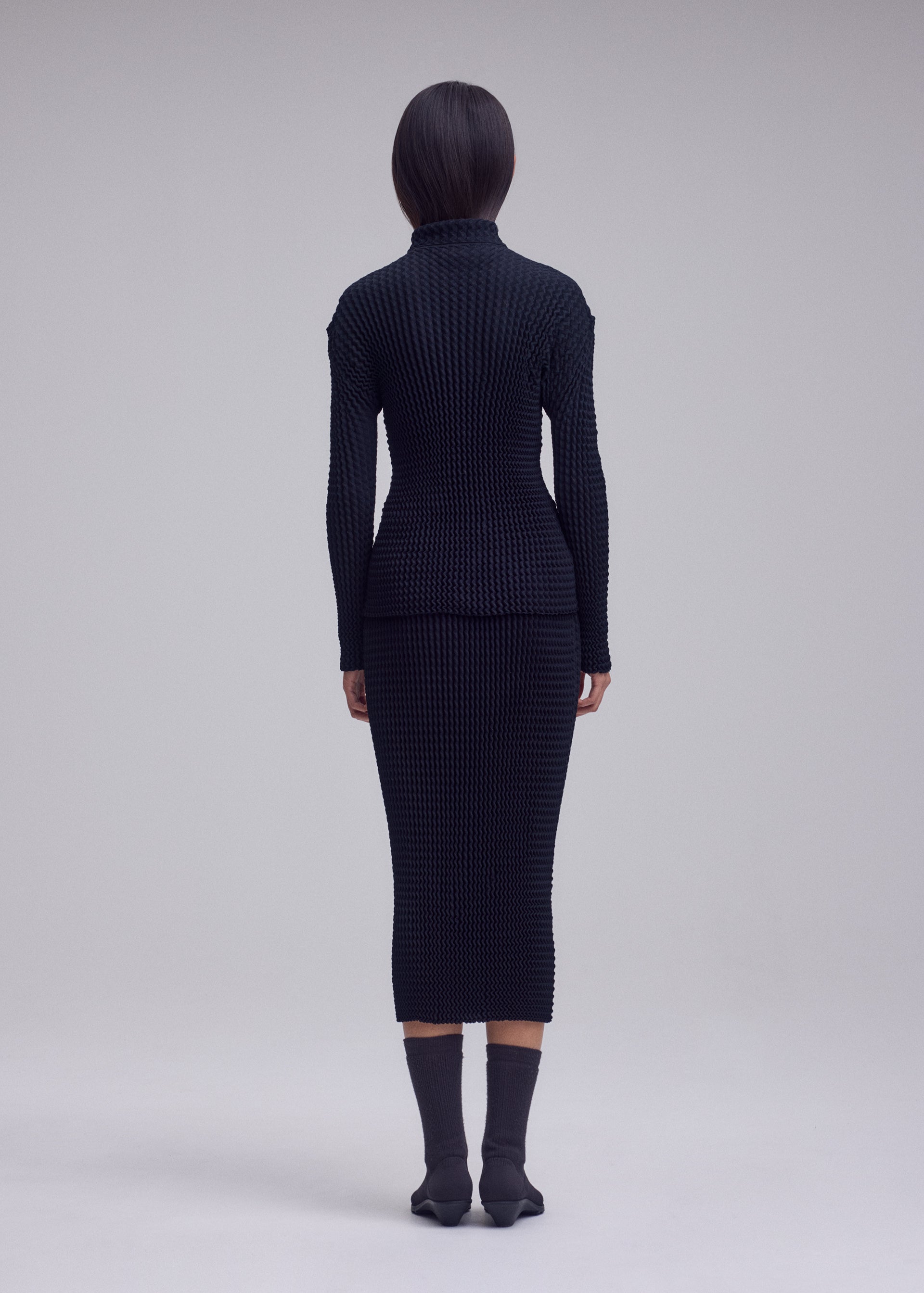 SPONGY BK-68 – isseymiyake.com
