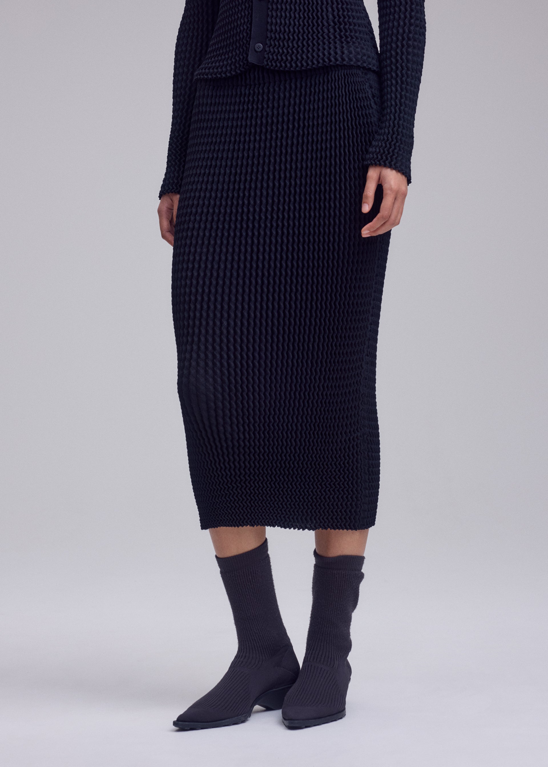 SPONGY BK-68 – isseymiyake.com