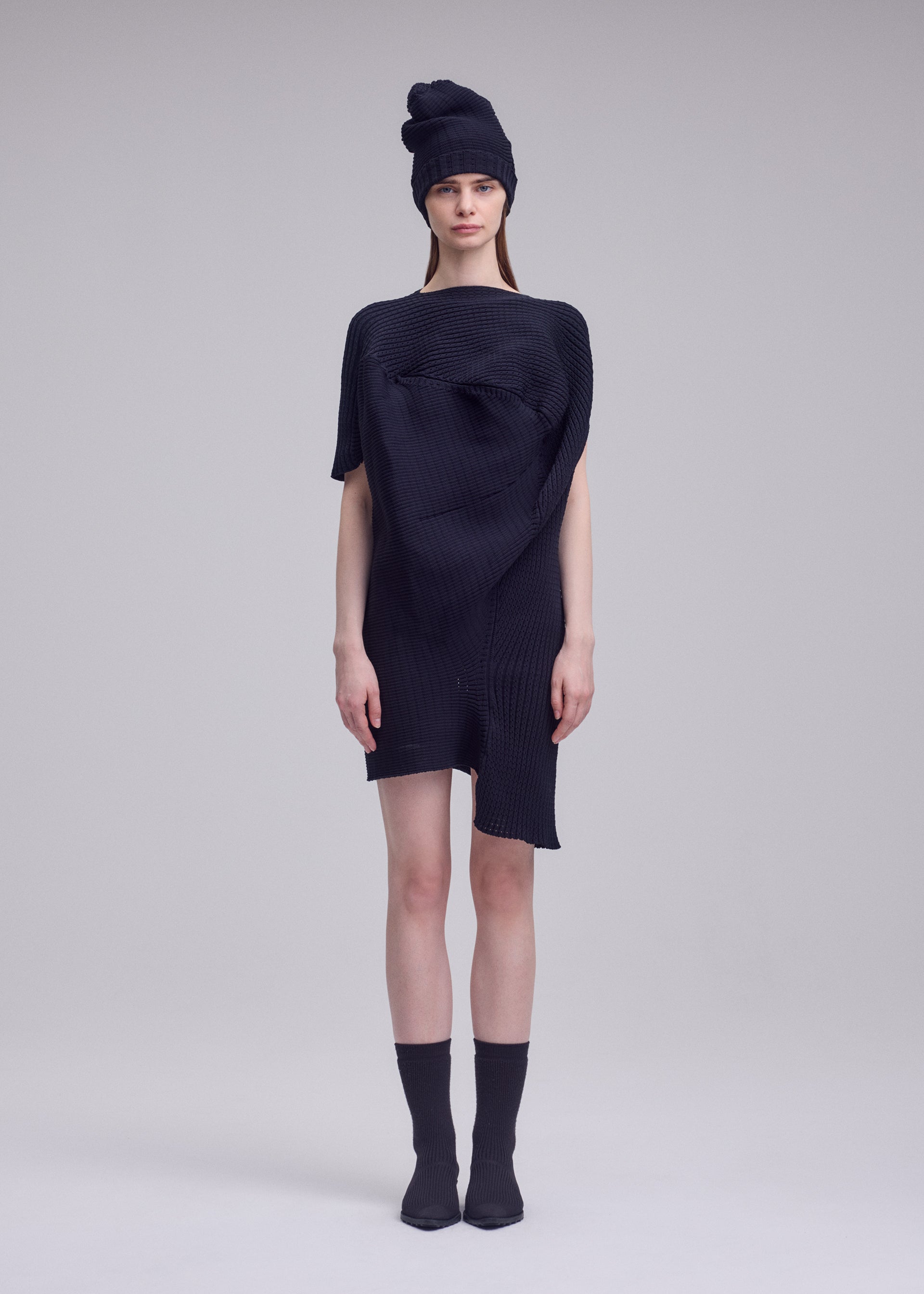 ウィメンズ／ワンピース – isseymiyake.com