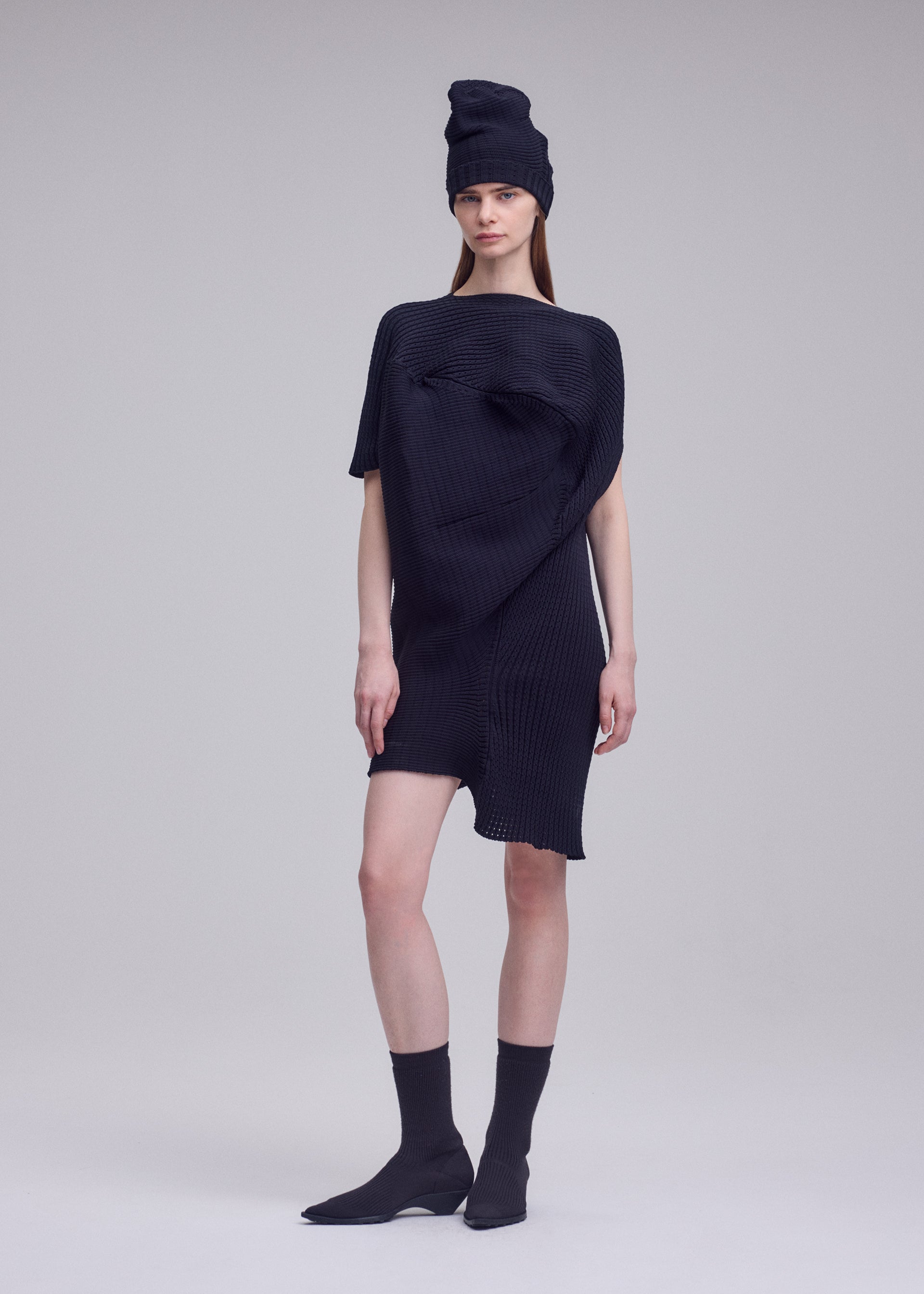 FOUND STONE – isseymiyake.com