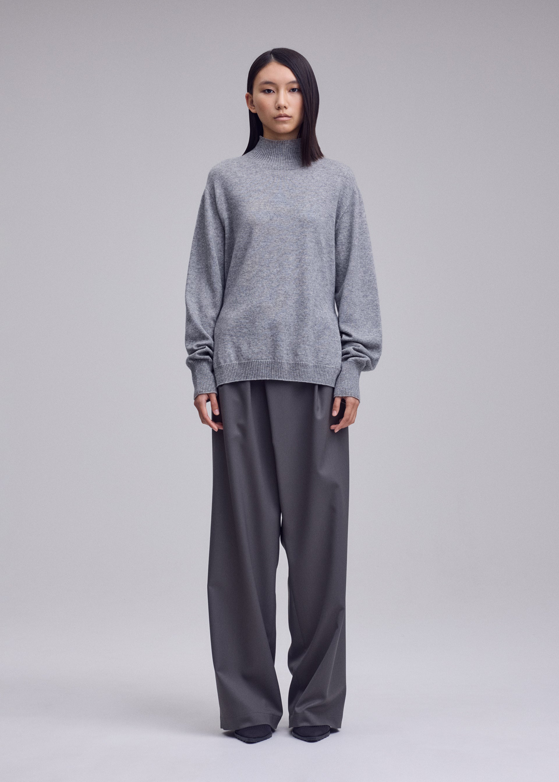 ウィメンズ／ニット – isseymiyake.com