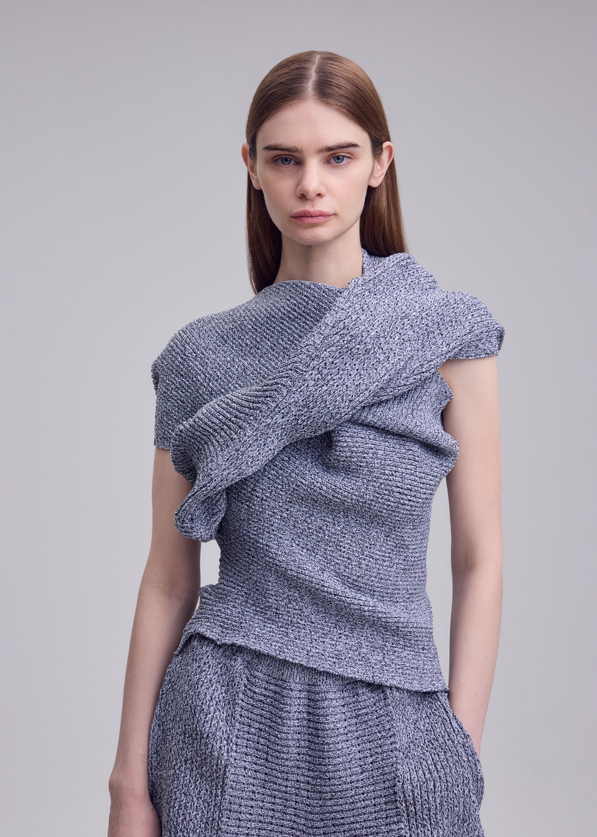 FOUND STONE – isseymiyake.com