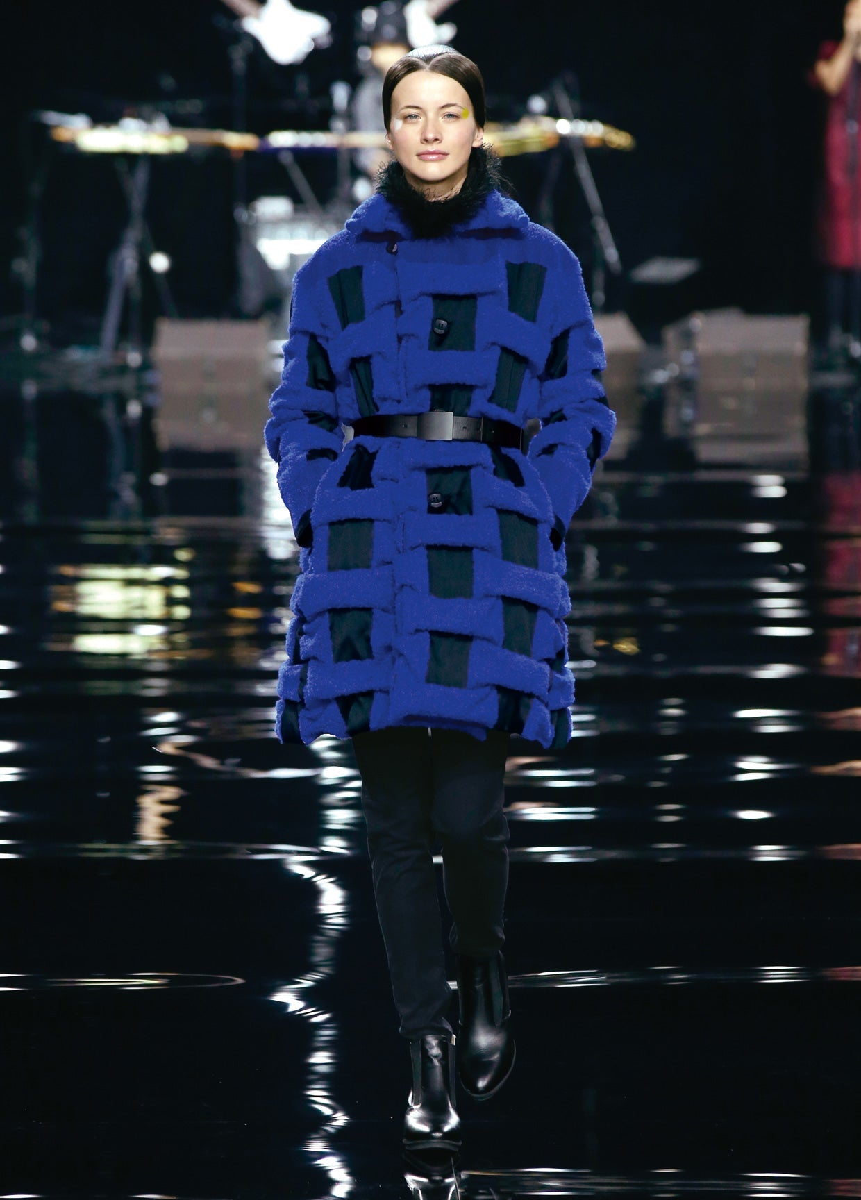ISSEY MIYAKE AUTUMN WINTER 2015 コレクション13