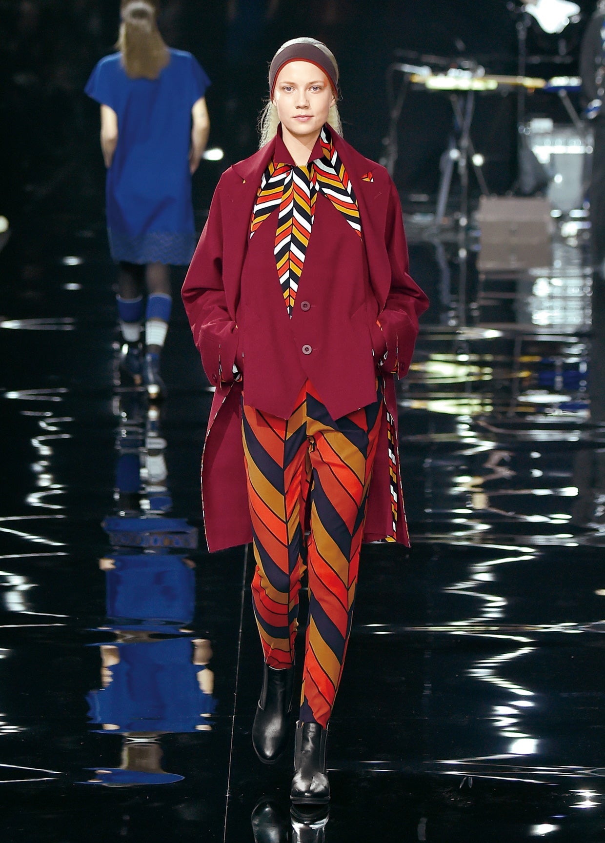 ISSEY MIYAKE AUTUMN WINTER 2015 コレクション17