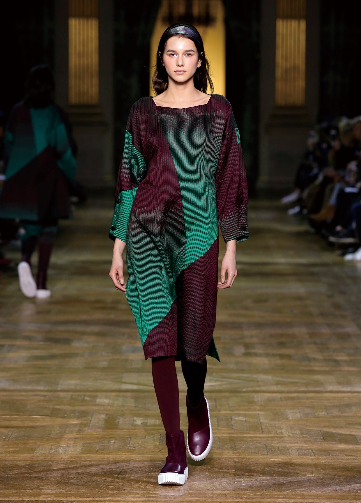 ISSEY MIYAKE AUTUMN WINTER 2017 コレクション 02