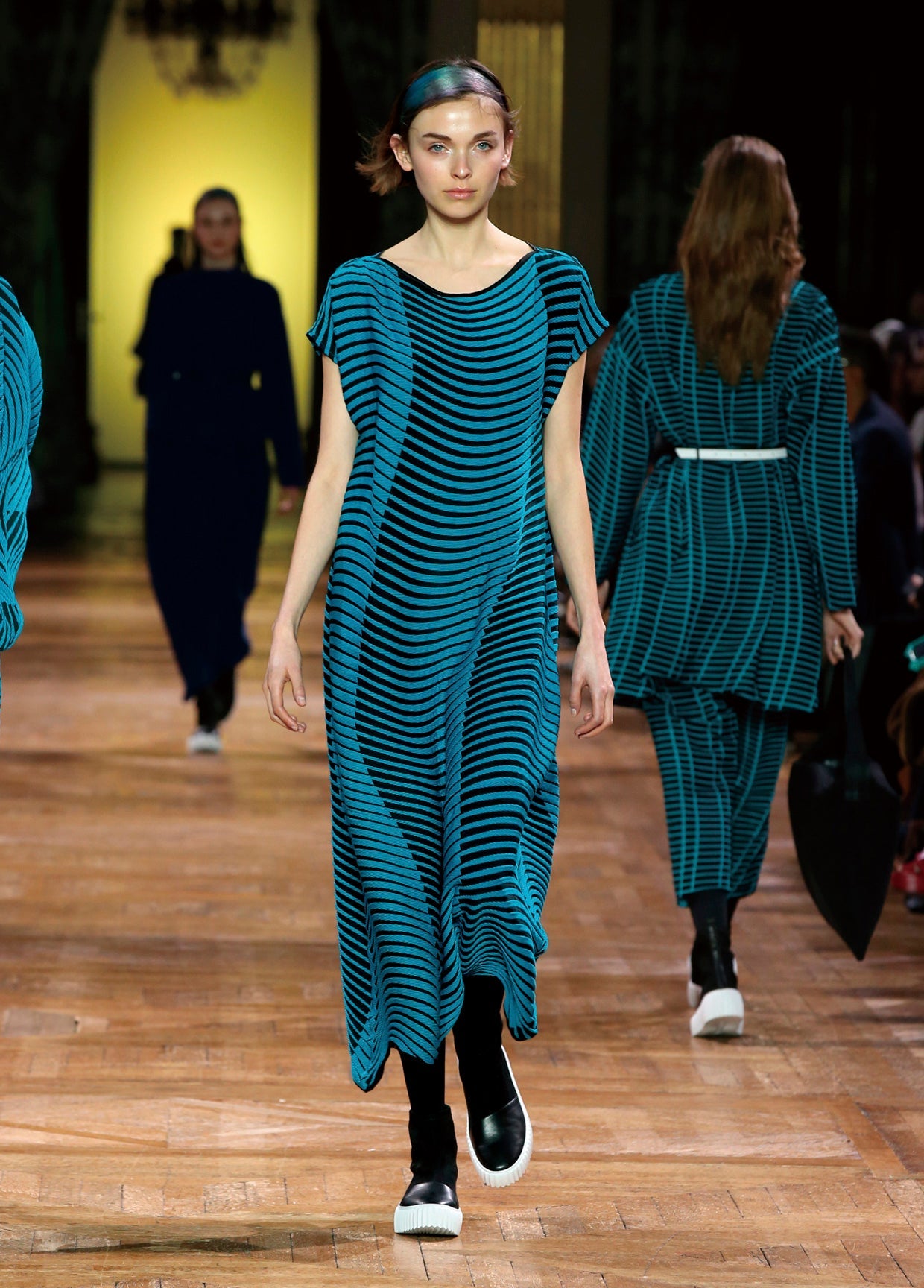 ISSEY MIYAKE AUTUMN WINTER 2017 コレクション 15