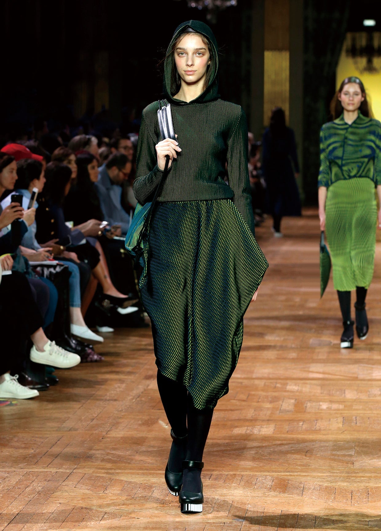 ISSEY MIYAKE AUTUMN WINTER 2017 コレクション 22