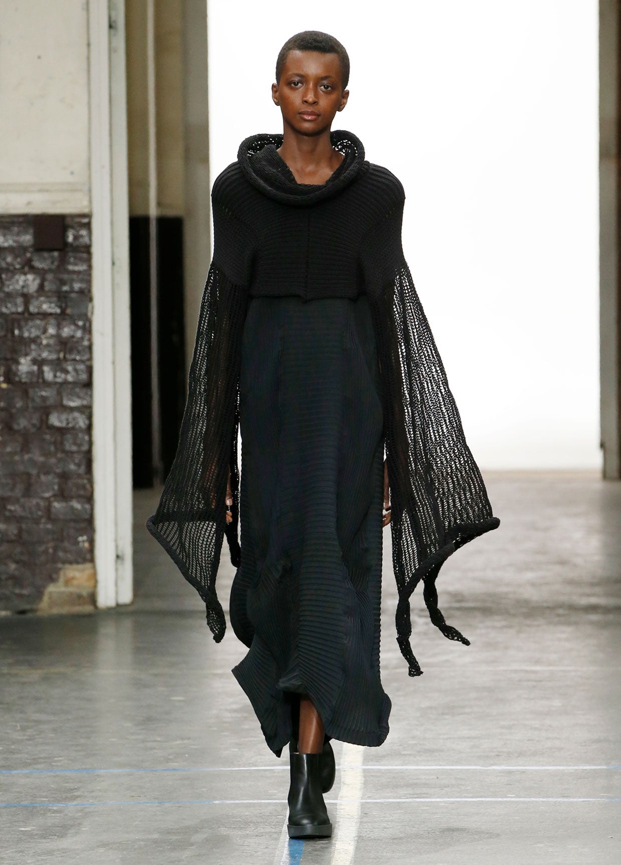ISSEY MIYAKE AUTUMN WINTER 2019 コレクション 13