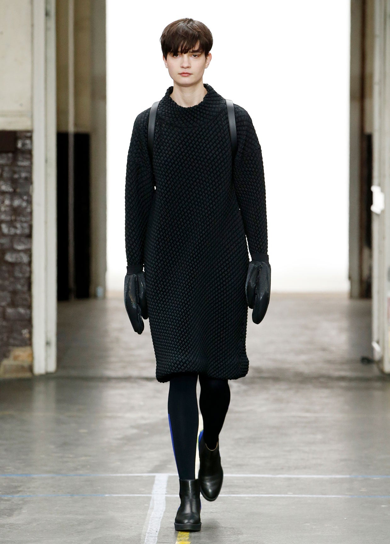 ISSEY MIYAKE AUTUMN WINTER 2019 コレクション 15