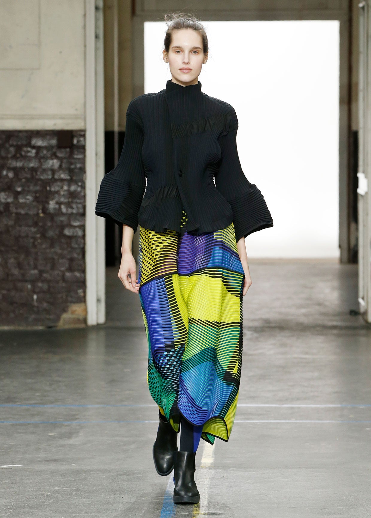ISSEY MIYAKE AUTUMN WINTER 2019 コレクション 17