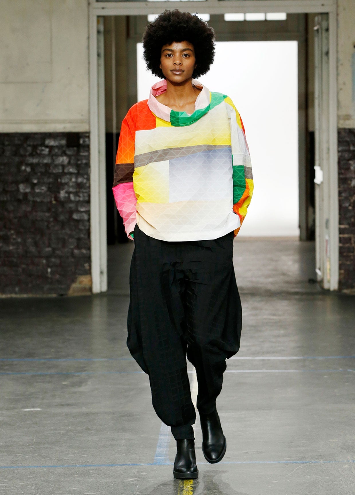 ISSEY MIYAKE AUTUMN WINTER 2019 コレクション 25