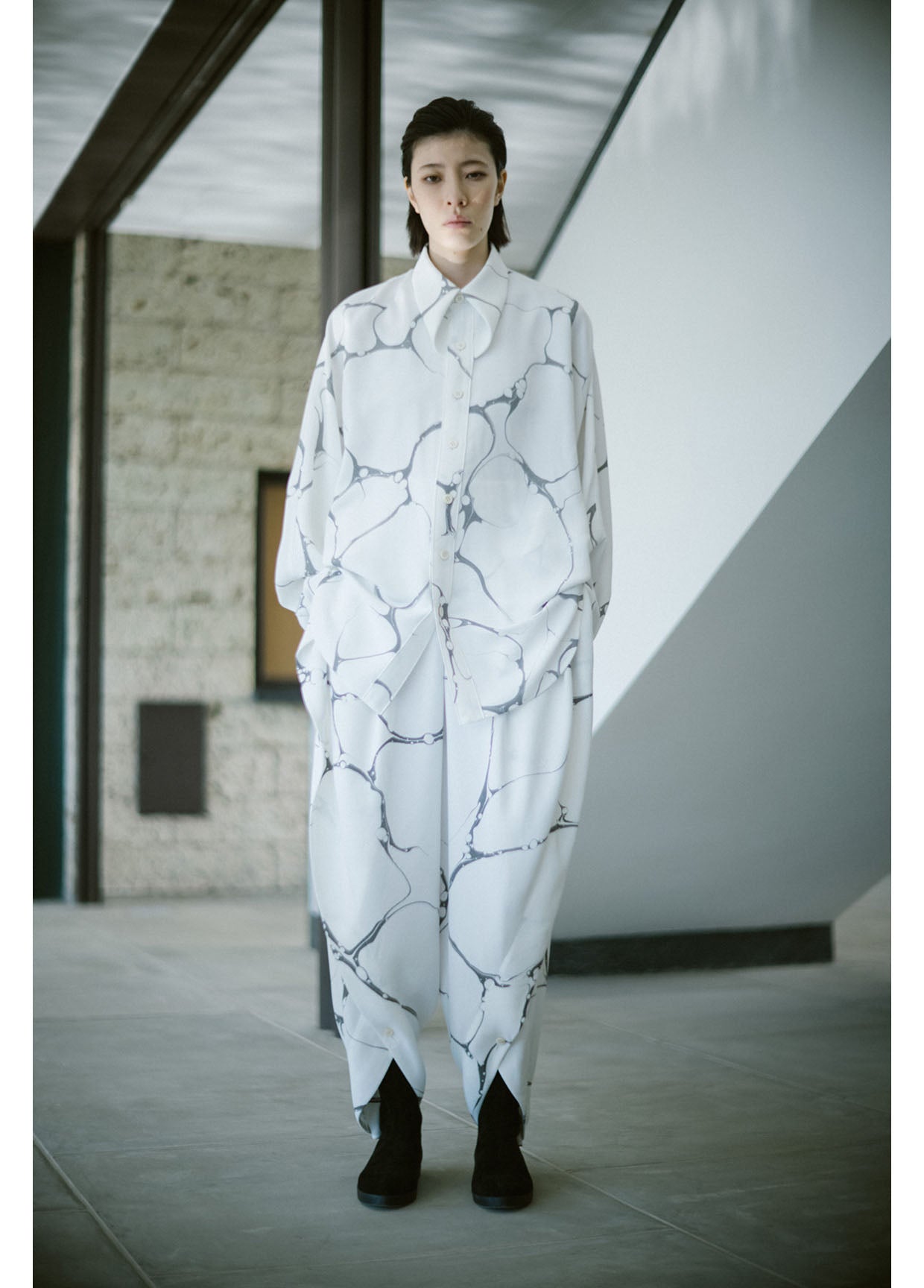 ISSEY MIYAKE コレクション AUTUMN WINTER 2021/22 – isseymiyake.com