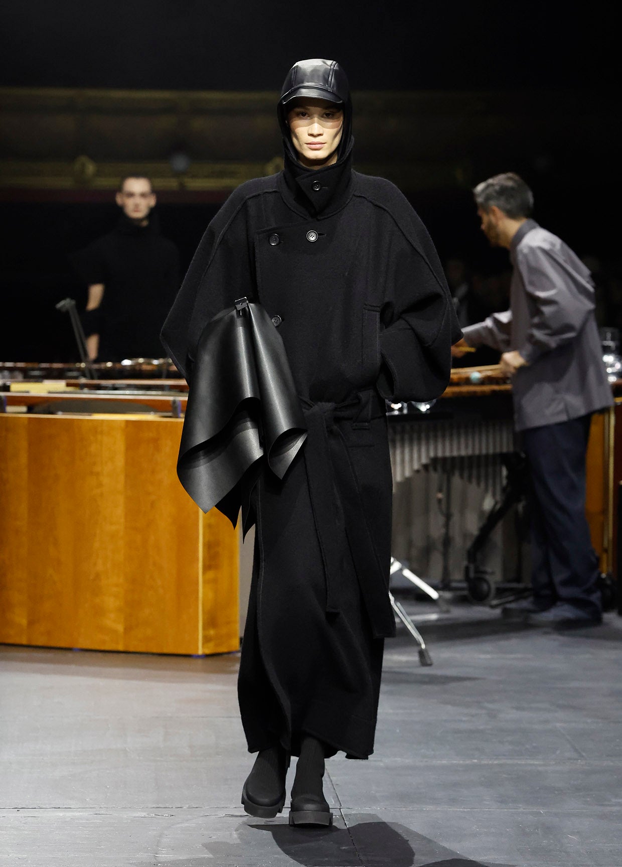 ISSEY MIYAKE AUTUMN WINTER 2023/24 コレクション 32