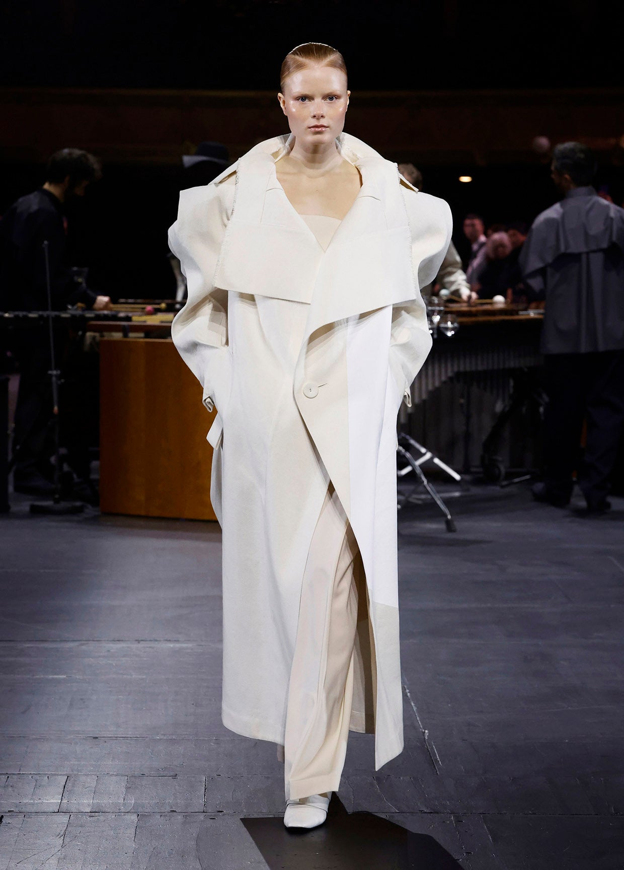 ISSEY MIYAKE AUTUMN WINTER 2023/24 コレクション 41