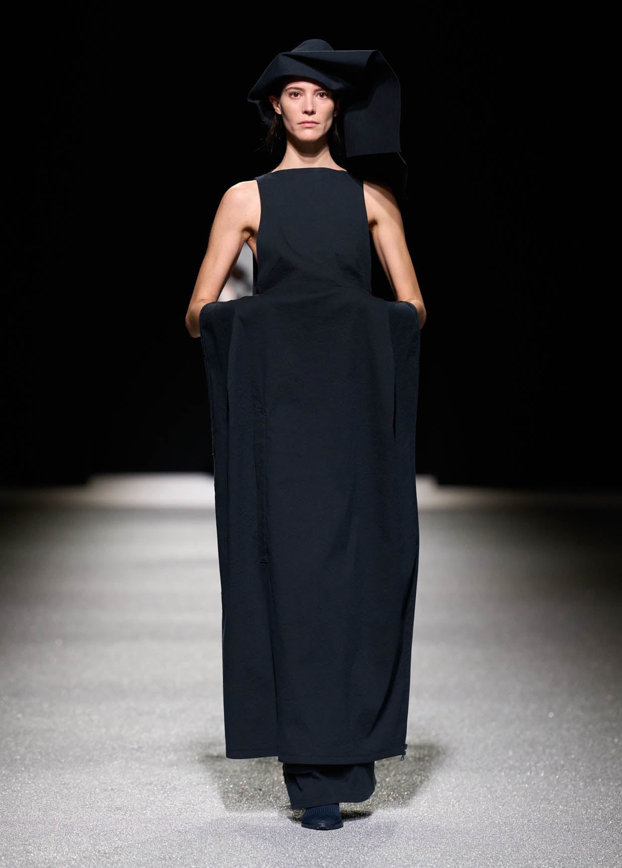 ISSEY MIYAKE コレクション AUTUMN WINTER 2026/27 – isseymiyake.com