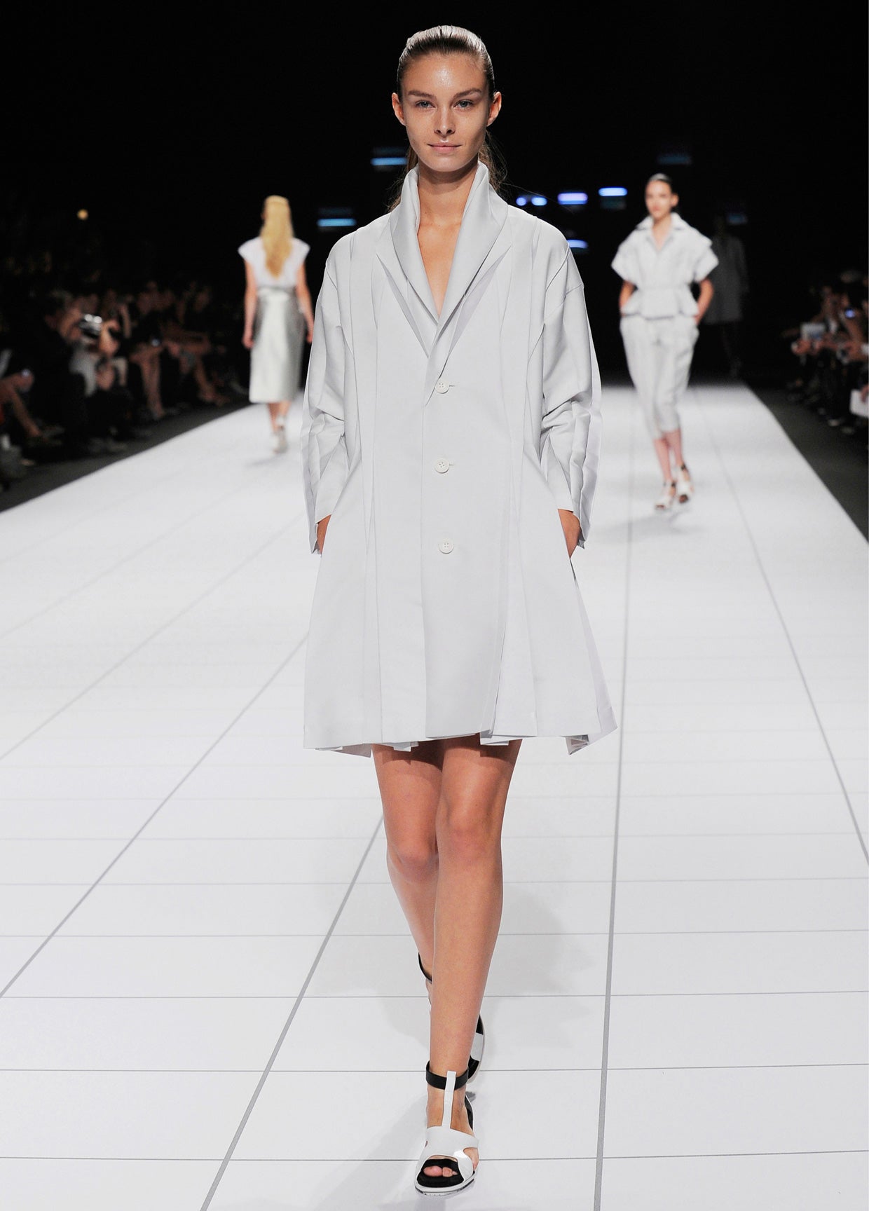 ISSEY MIYAKE SPRING SUMMER 2014 コレクション 09