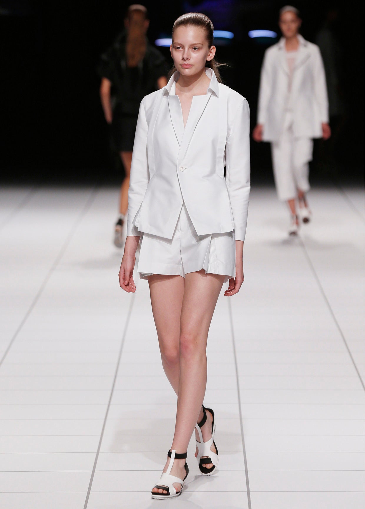 ISSEY MIYAKE SPRING SUMMER 2014 コレクション 14