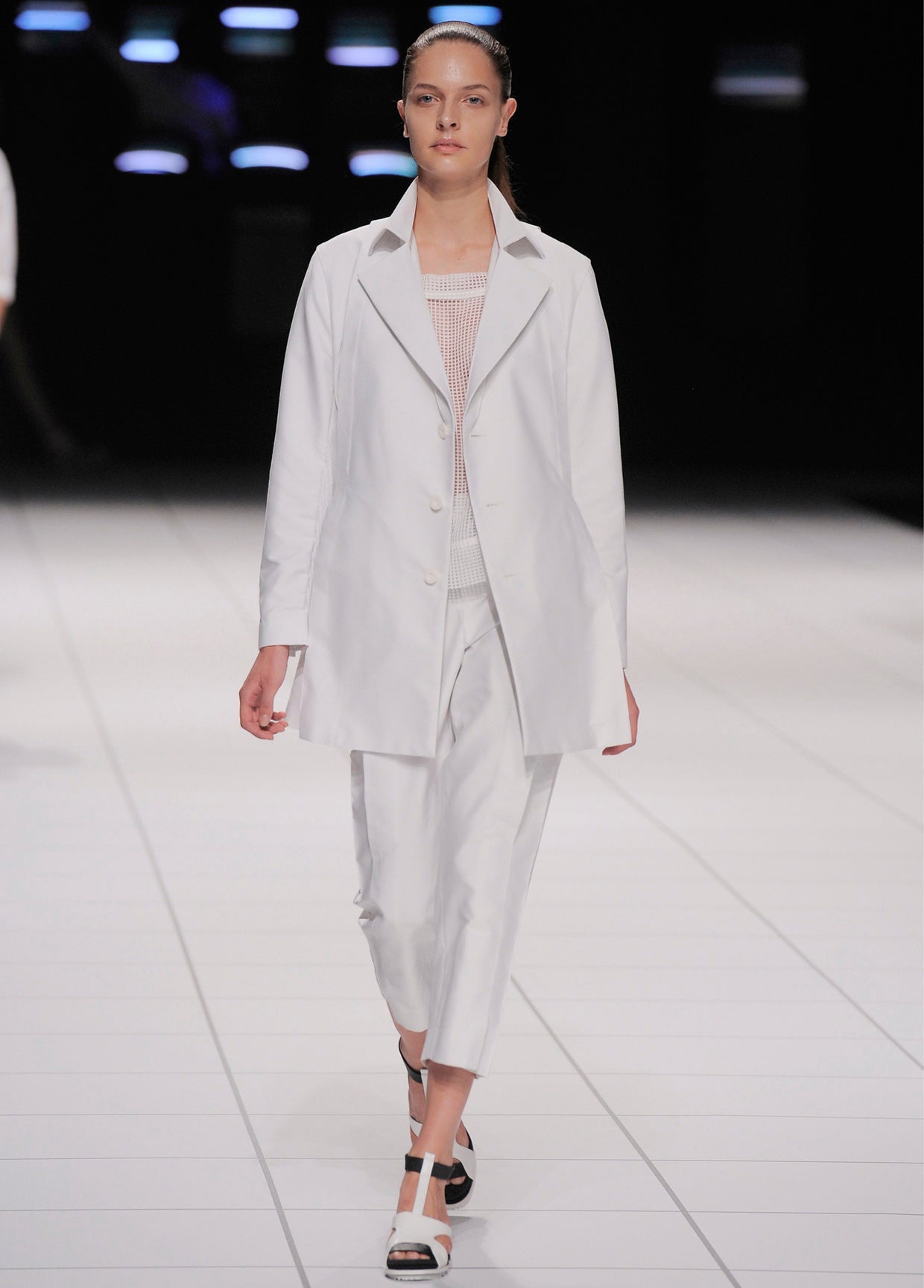 ISSEY MIYAKE コレクション SPRING SUMMER 2014 – isseymiyake.com