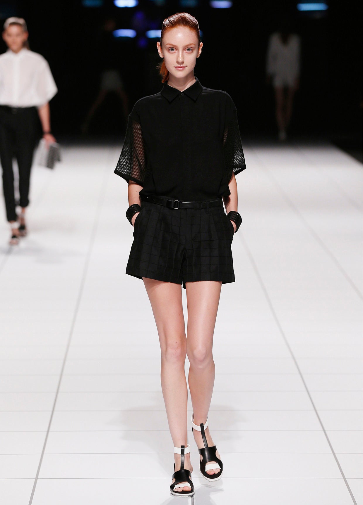 ISSEY MIYAKE SPRING SUMMER 2014 コレクション 17