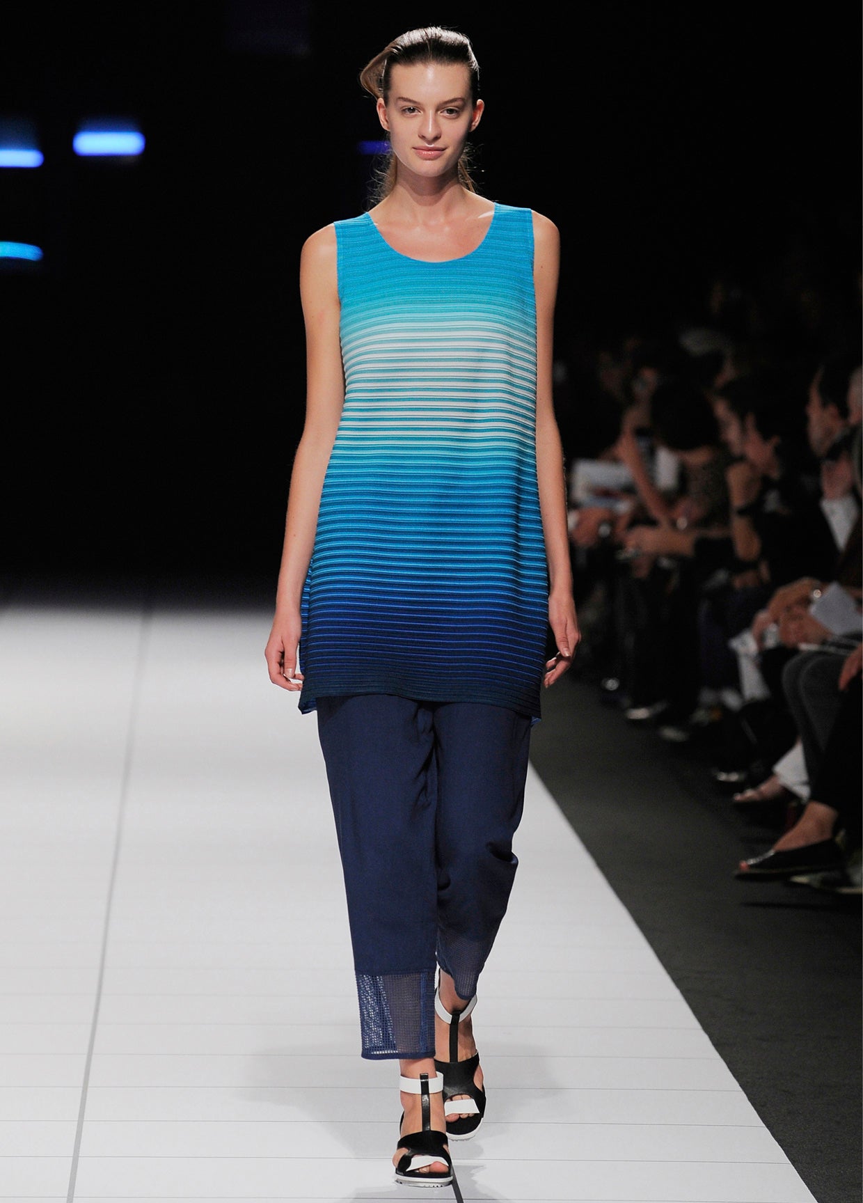 ISSEY MIYAKE SPRING SUMMER 2014 コレクション 28