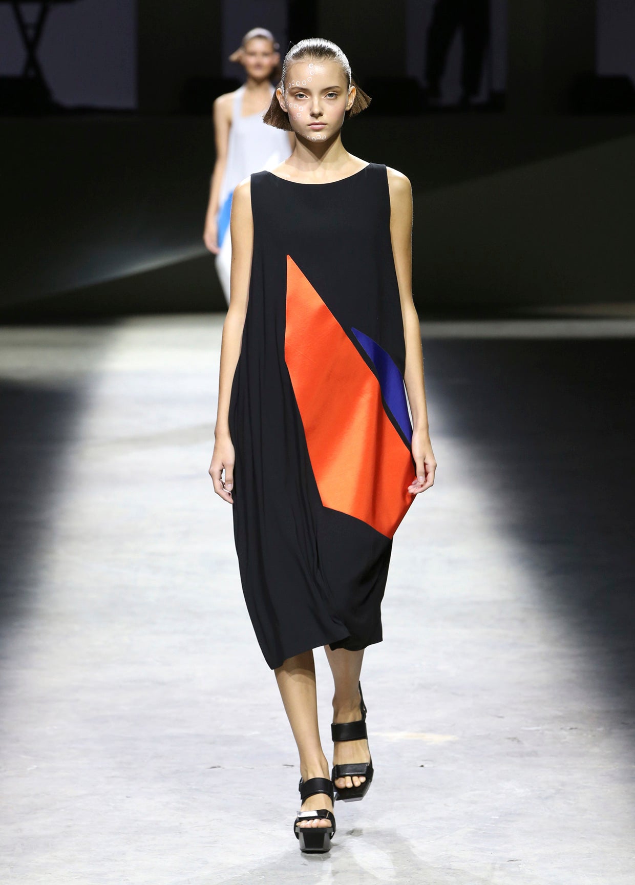 ISSEY MIYAKE コレクション SPRING SUMMER 2017 – isseymiyake.com