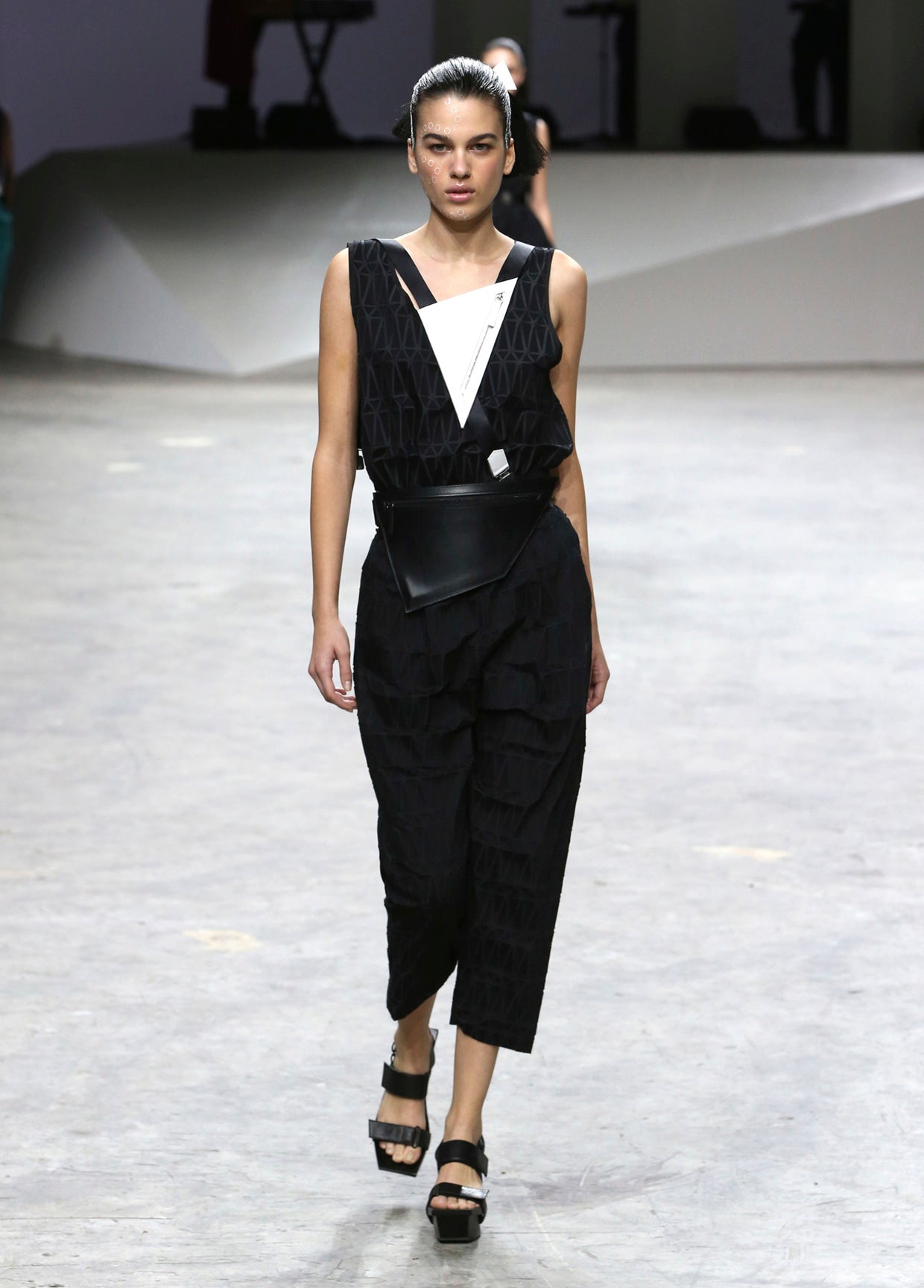 ISSEY MIYAKE SPRING SUMMER 2017 コレクション 13