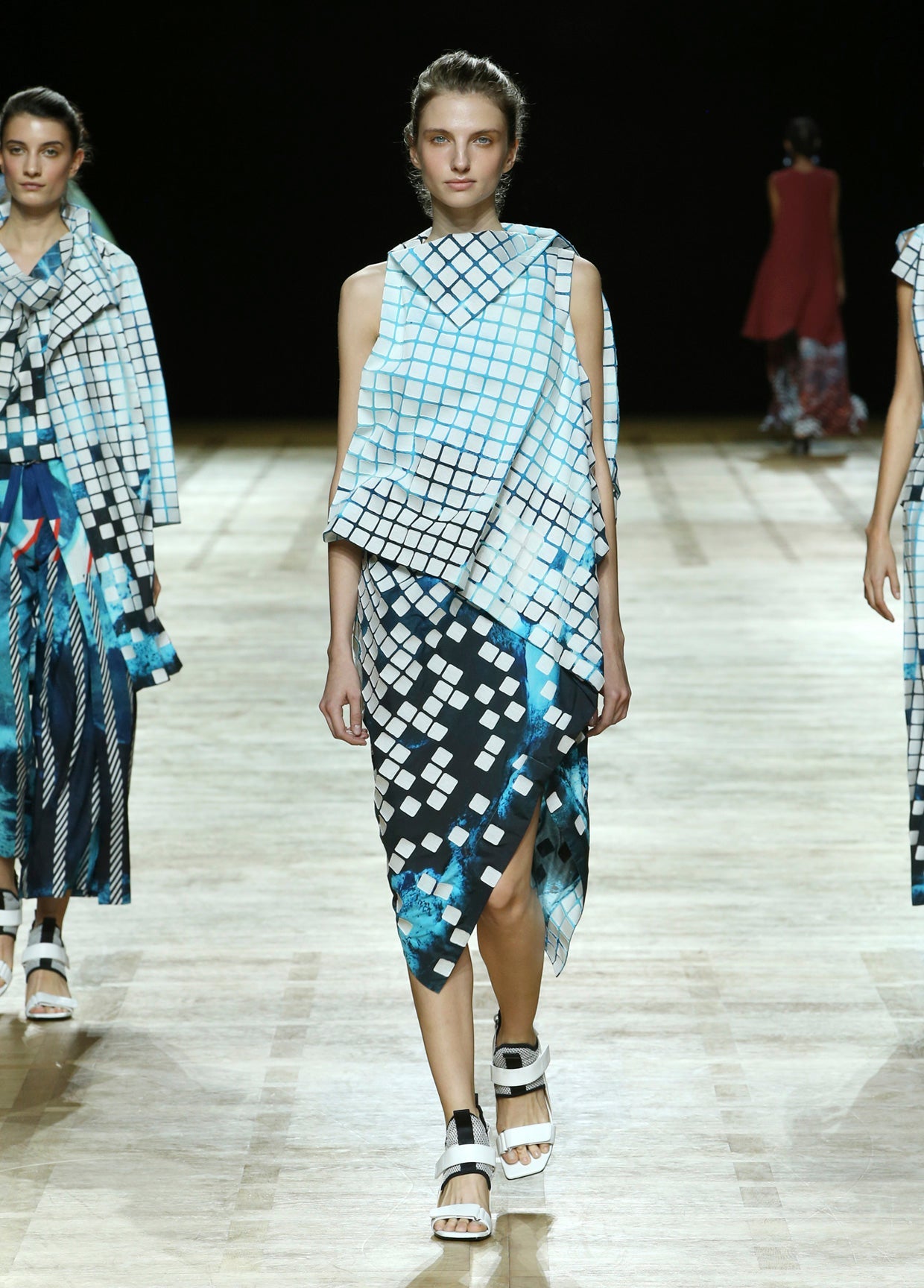 ISSEY MIYAKE SPRING SUMMER 2018 コレクション 24