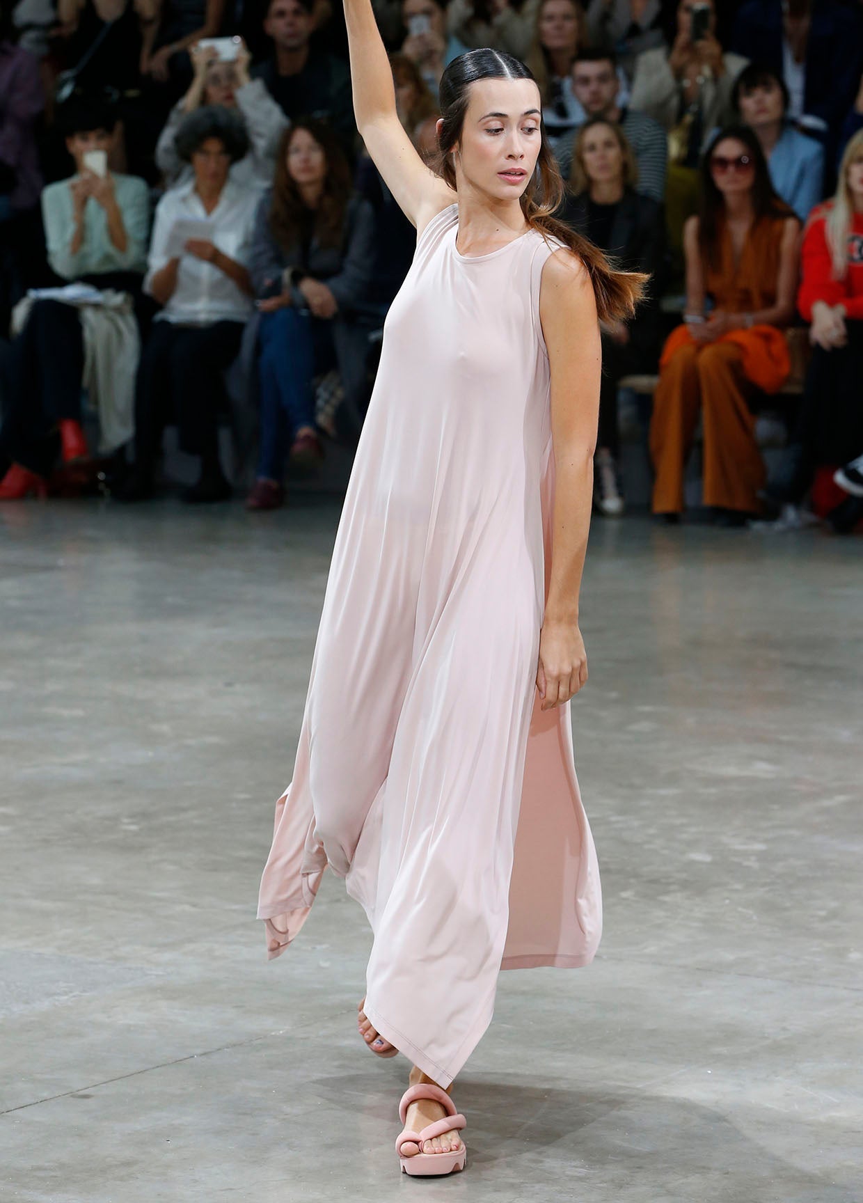 ISSEY MIYAKE SPRING SUMMER 2020 コレクション 04