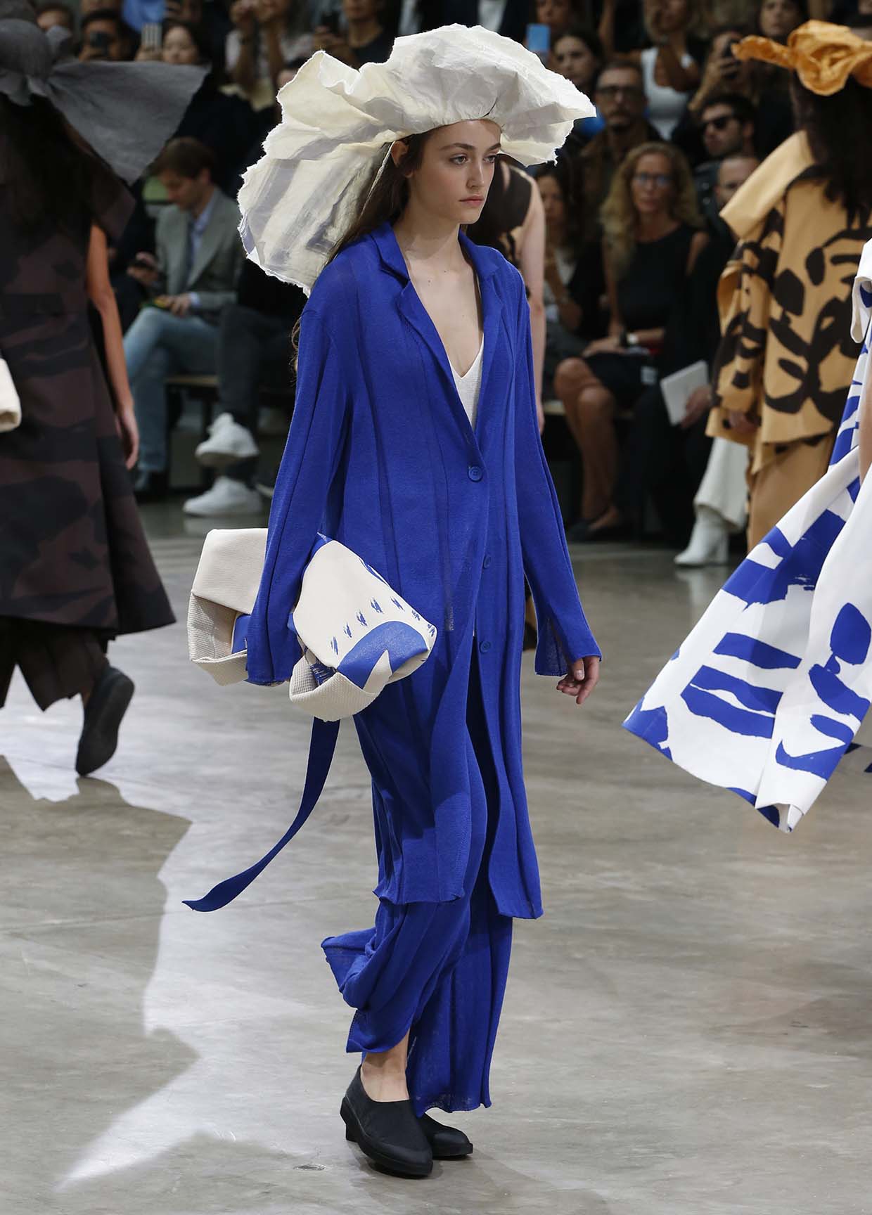 ISSEY MIYAKE SPRING SUMMER 2020 コレクション 15