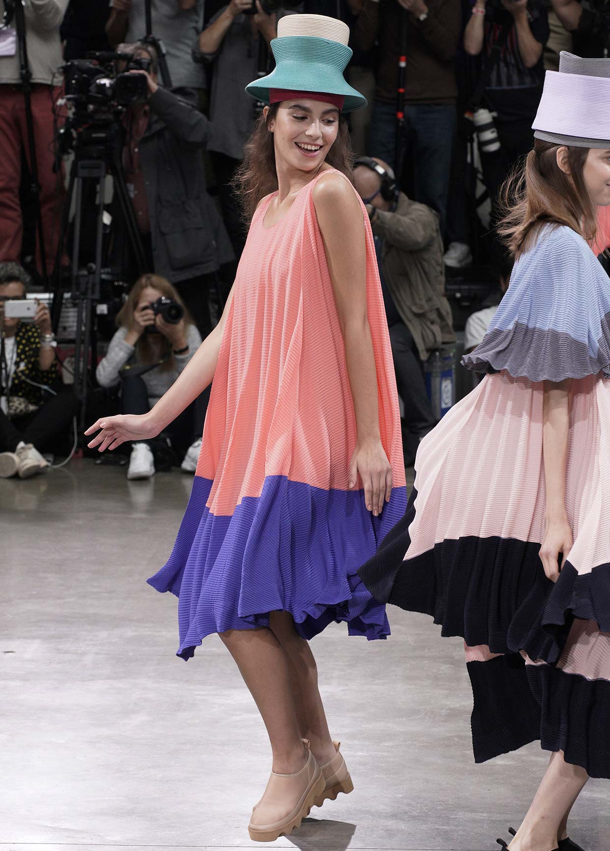 ISSEY MIYAKE SPRING SUMMER 2020 コレクション 44