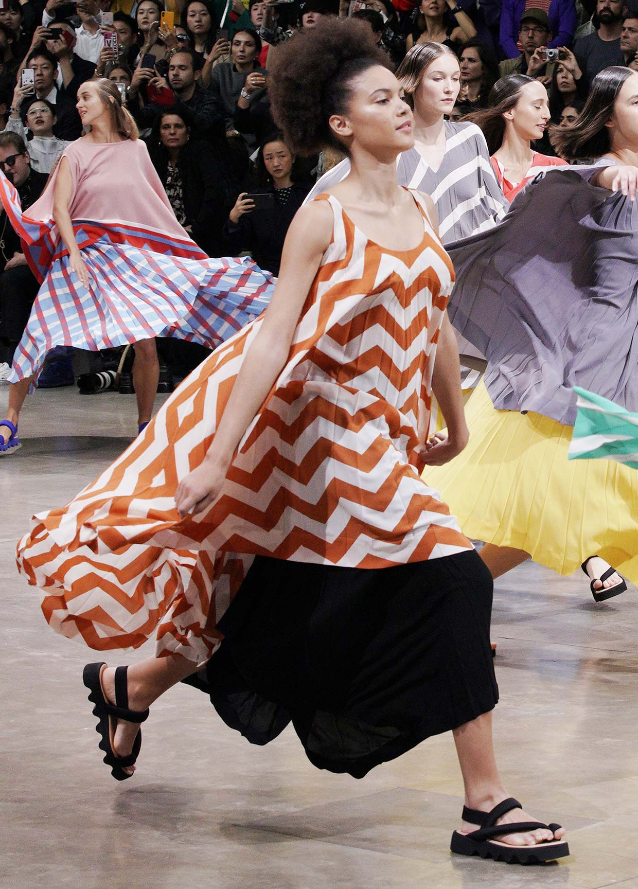 ISSEY MIYAKE SPRING SUMMER 2020 コレクション 75