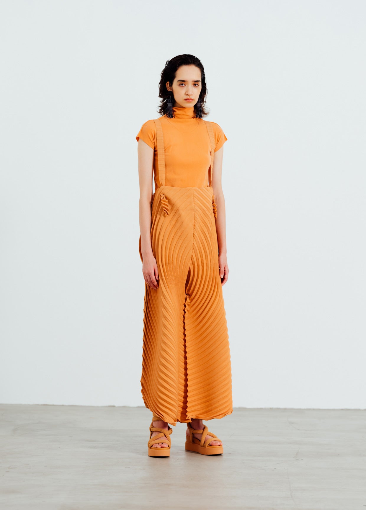 ISSEY MIYAKE SPRING SUMMER 2021 コレクション18 – isseymiyake.com