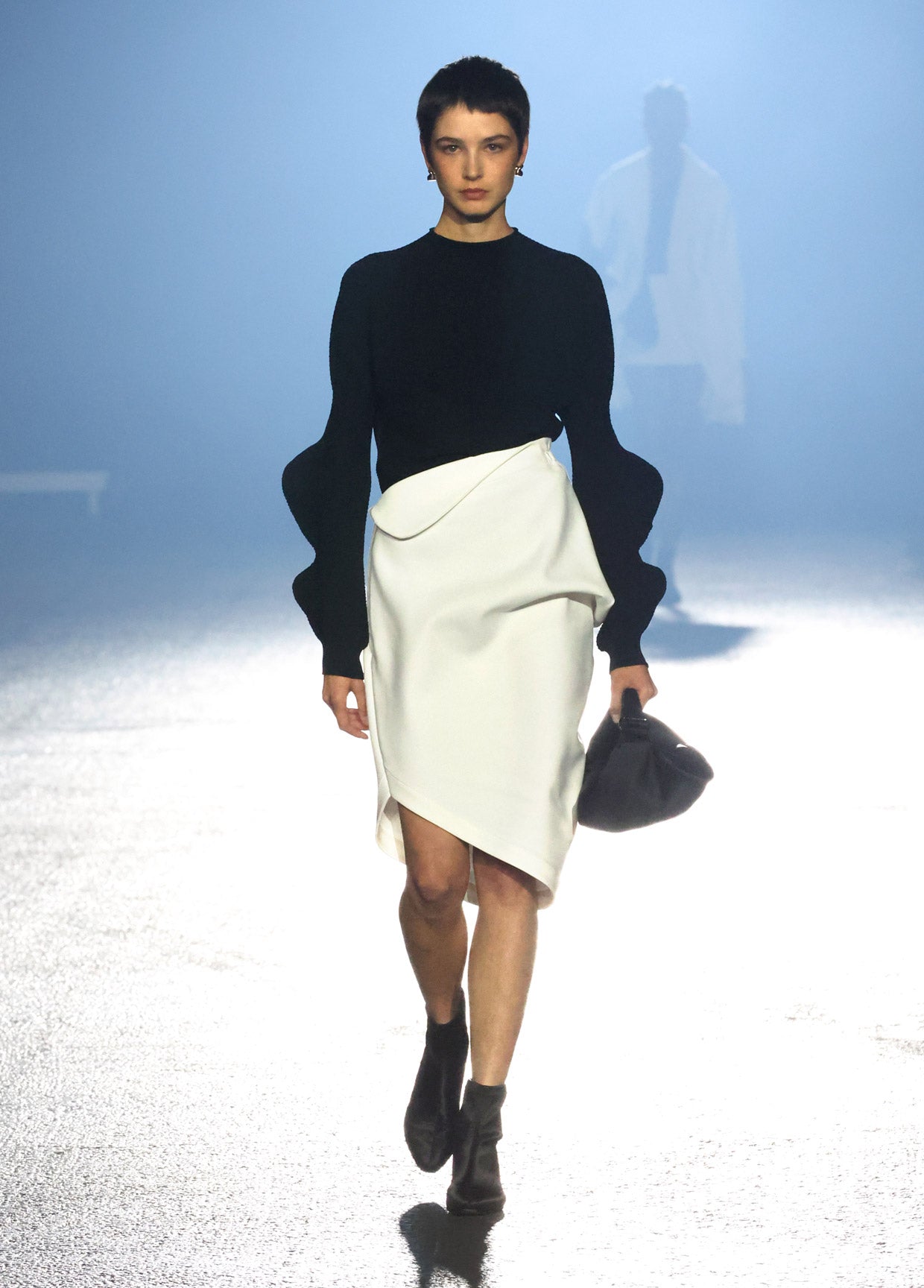 ISSEY MIYAKE SPRING SUMMER 2023 コレクション04
