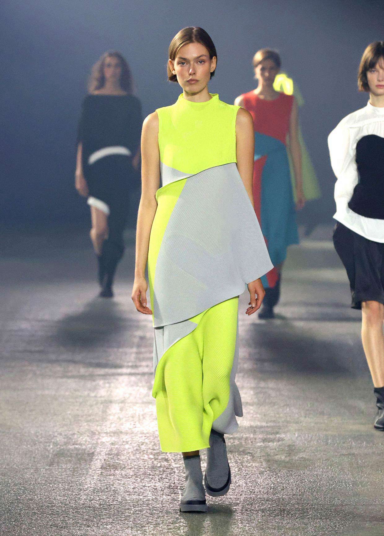 ISSEY MIYAKE SPRING SUMMER 2023 コレクション 12