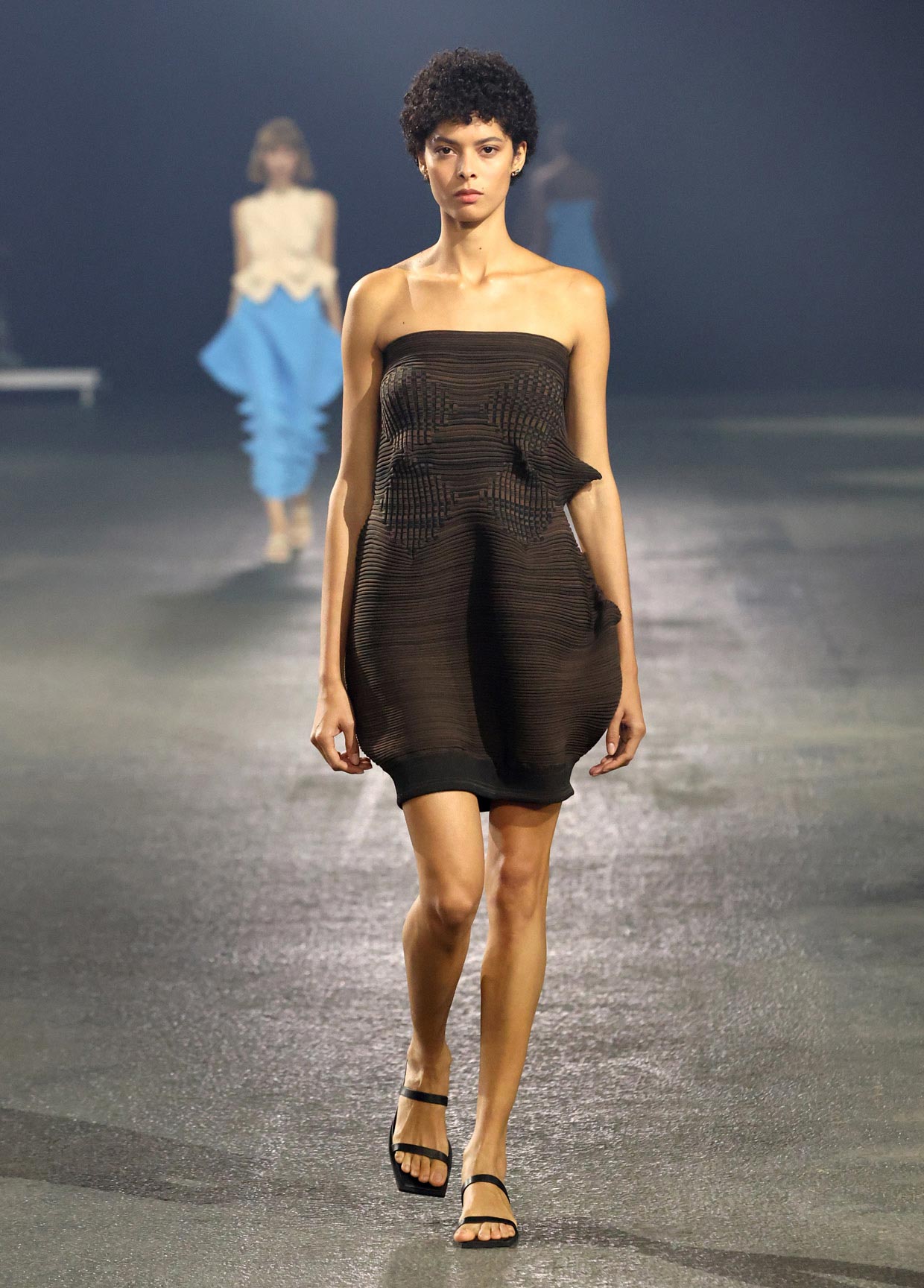 ISSEY MIYAKE SPRING SUMMER 2023 コレクション 36