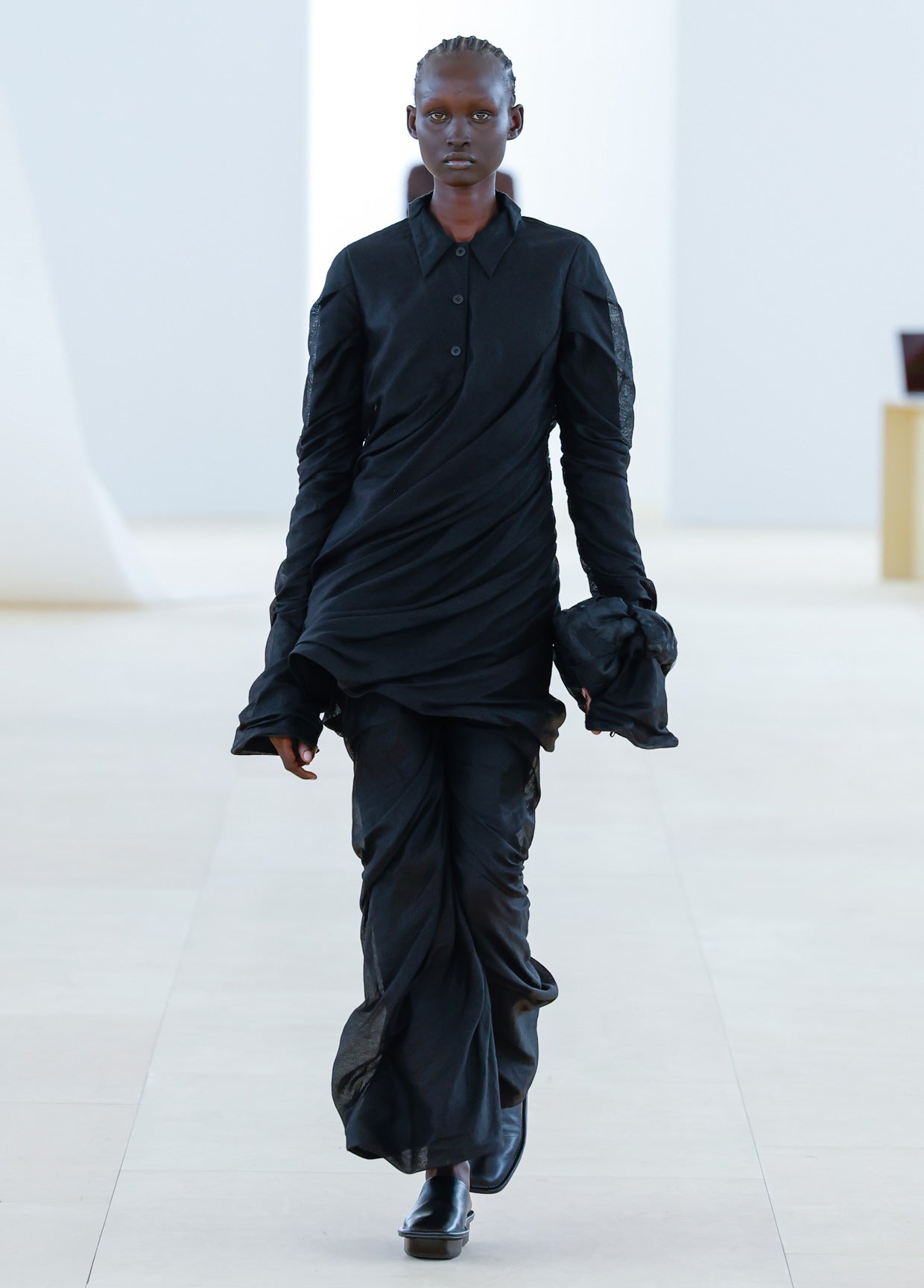 ISSEY MIYAKE SPRING SUMMER 2024 コレクション 05