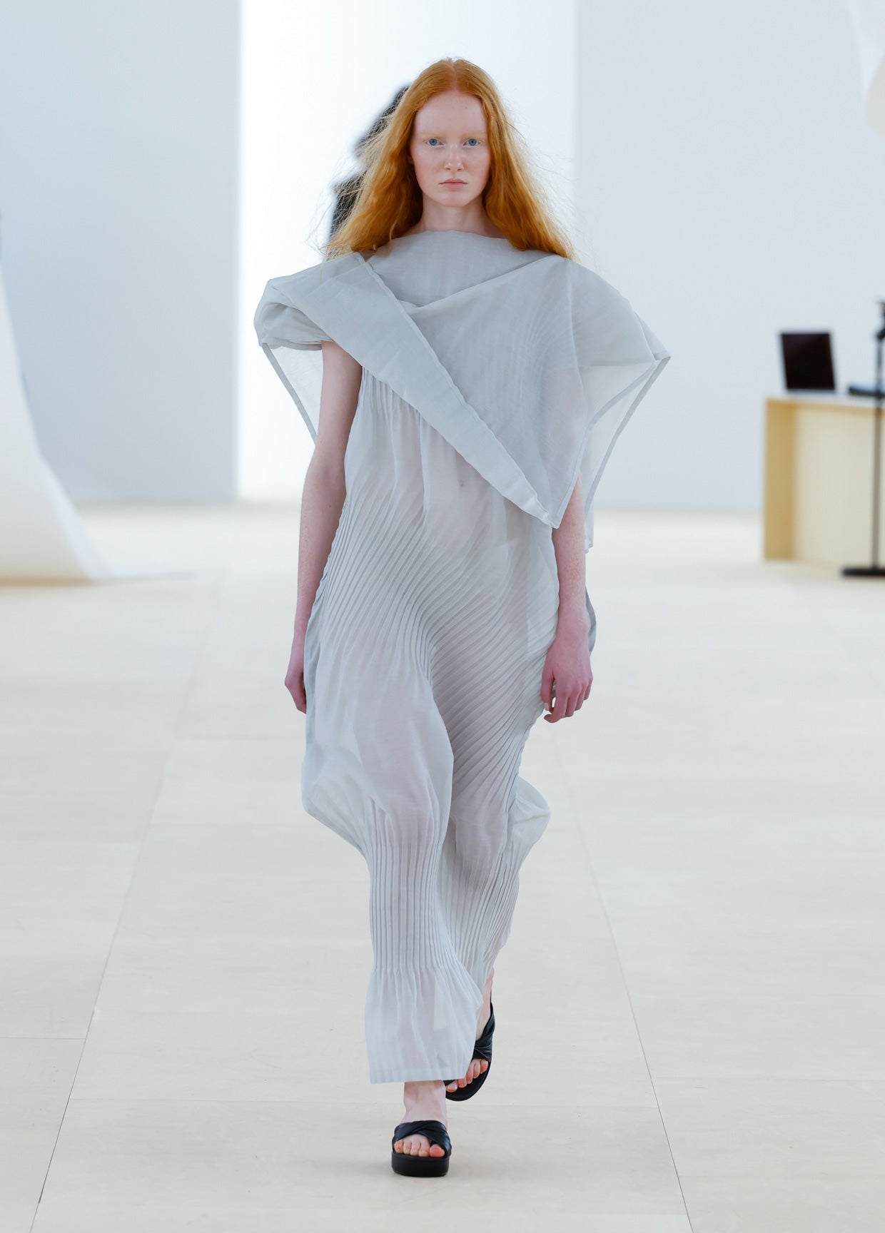 ISSEY MIYAKE SPRING SUMMER 2024 コレクション 26