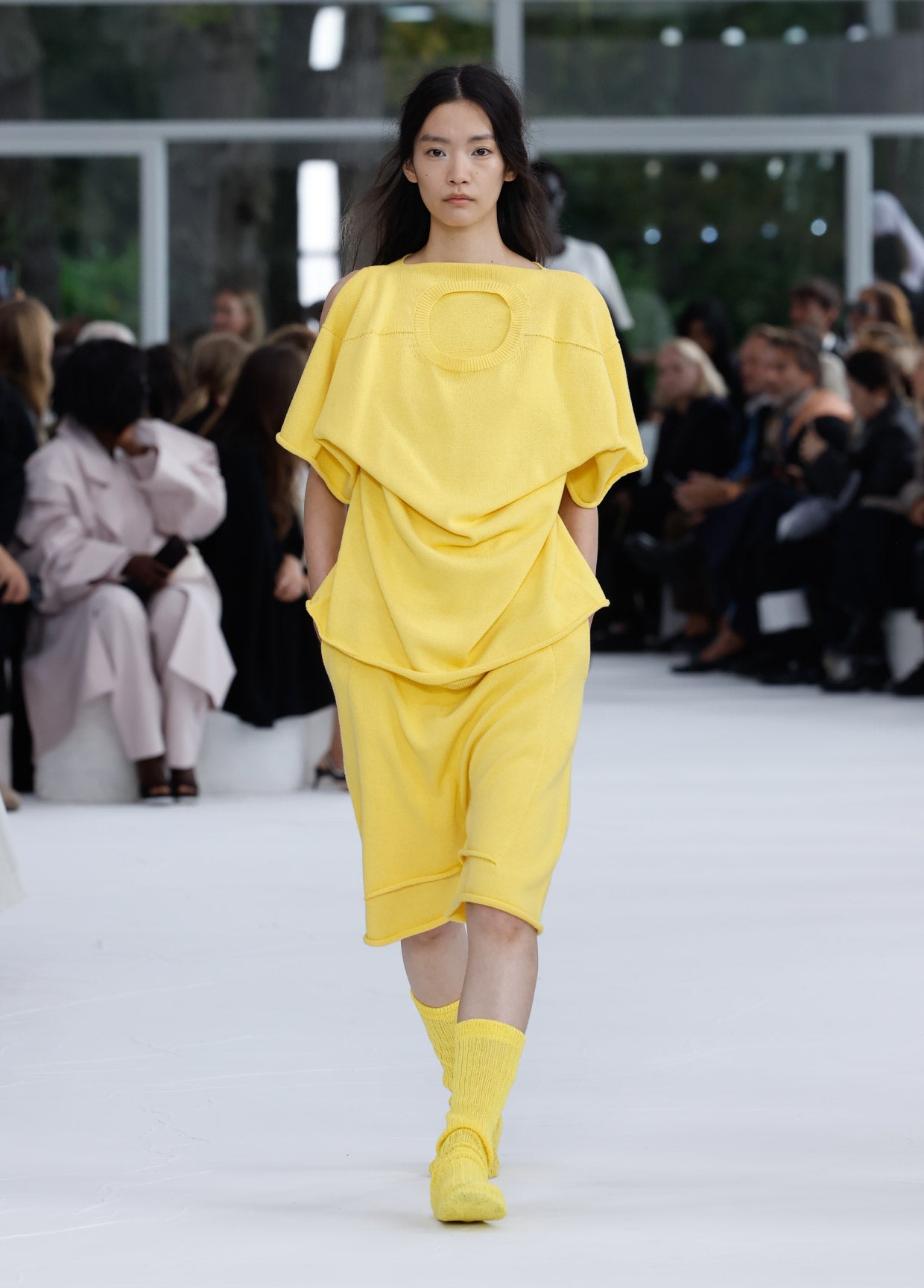 ISSEY MIYAKE 「FETE」　美シルエット チョコブラウンパンツ Pleats Please Issey Miyake ベーシック パンツ | ブラウン