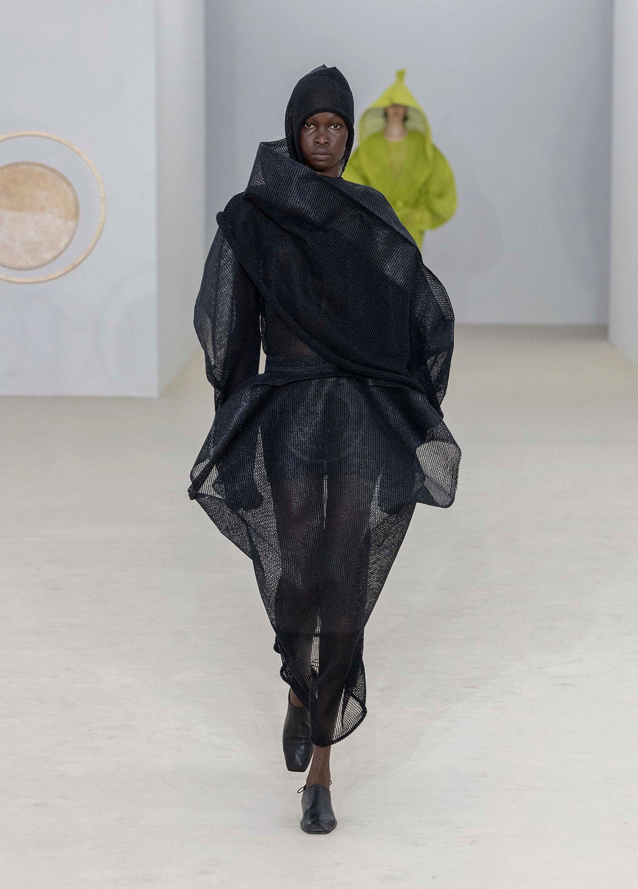 ISSEY MIYAKE SPRING SUMMER 2026 コレクション 38 – isseymiyake.com